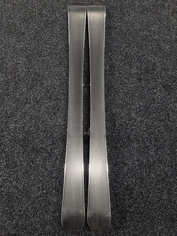 Gebrauchte Sporten Valkyrie Ski