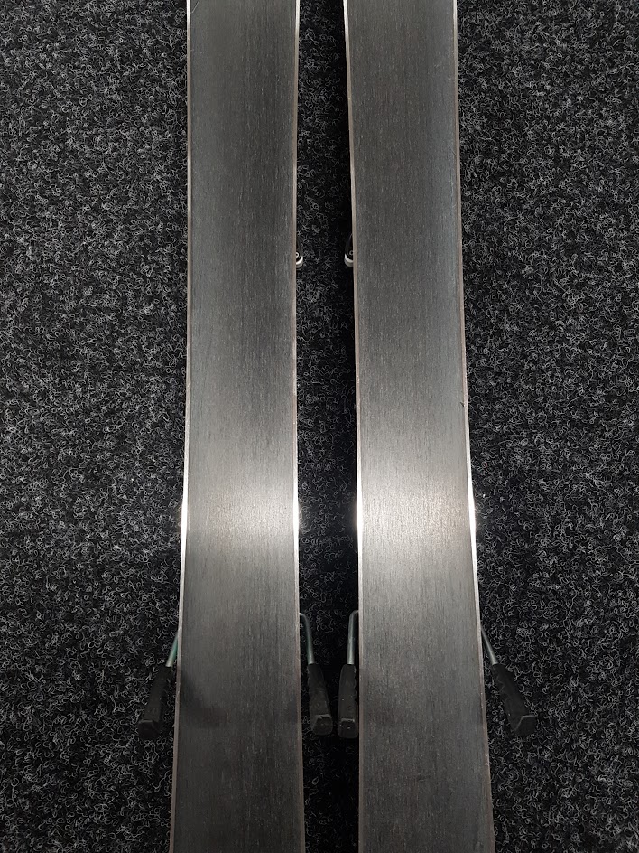 Gebrauchte Sporten Valkyrie Ski
