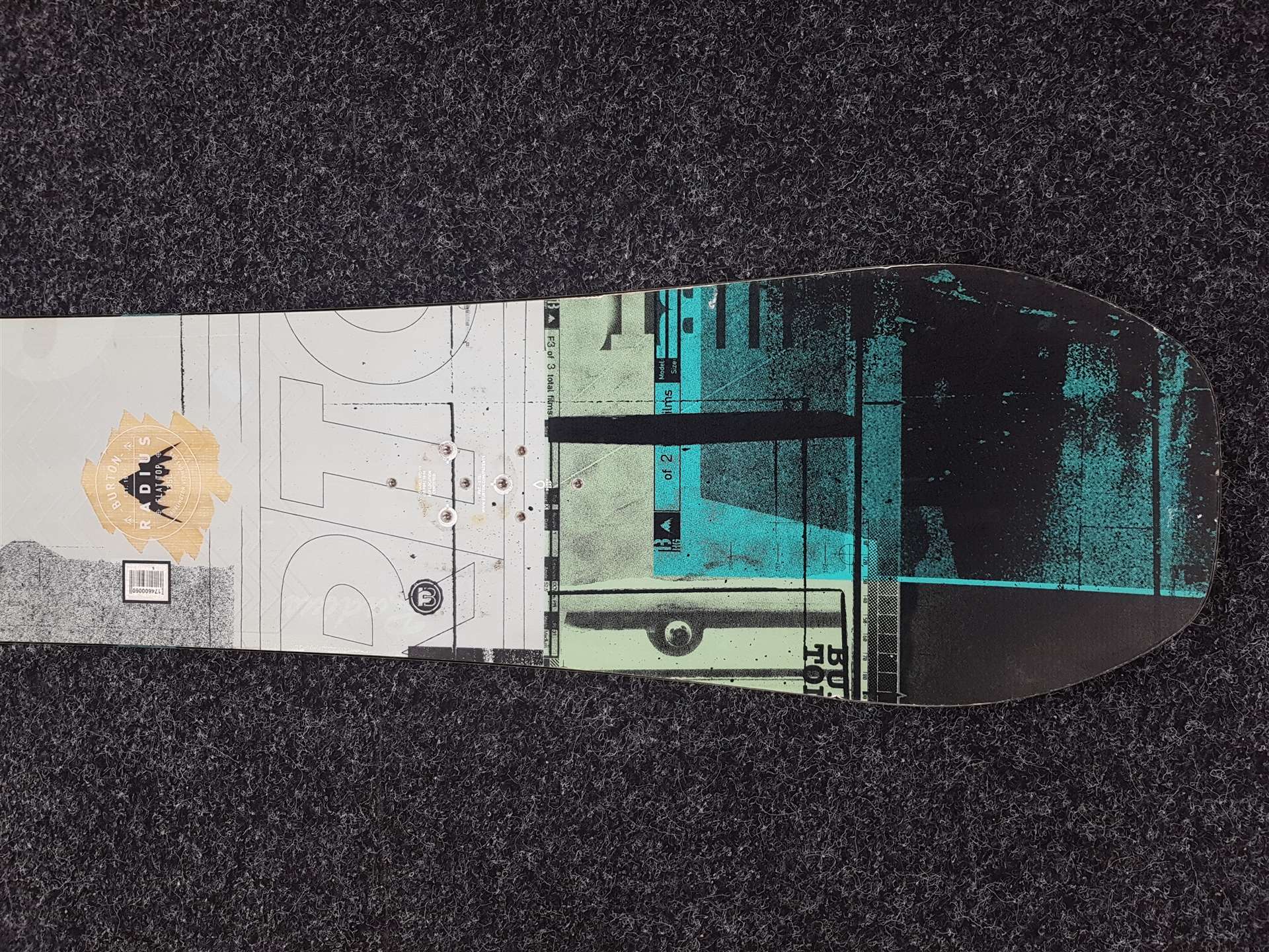 Placă de snowboard BURTON Radius Flat Top 135L folosită