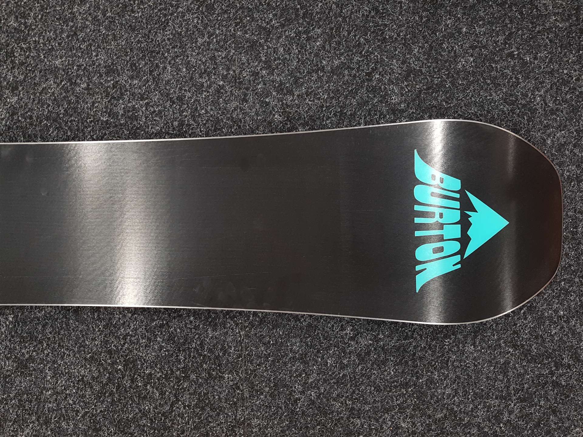 Placă de snowboard BURTON Radius Flat Top 135L folosită
