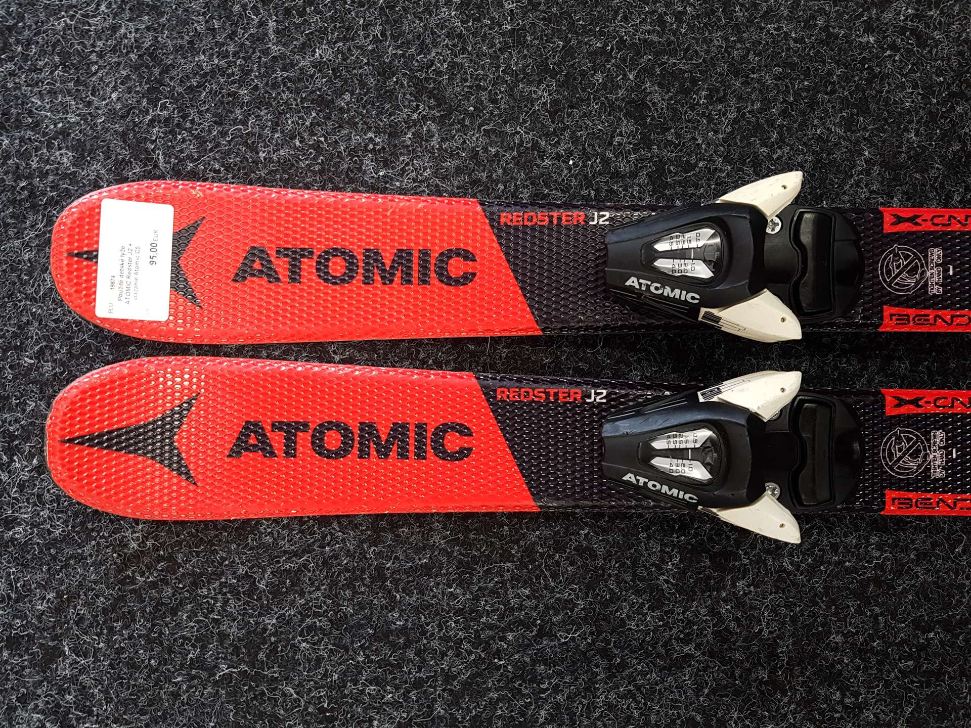 Sci da sci usati per bambini, modello ATOMIC Redster J2 + attacchi Atomic C5.