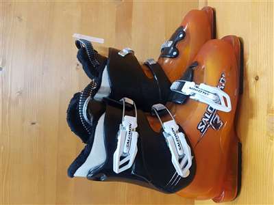 Gebruikte SALOMON T3 skischoenen