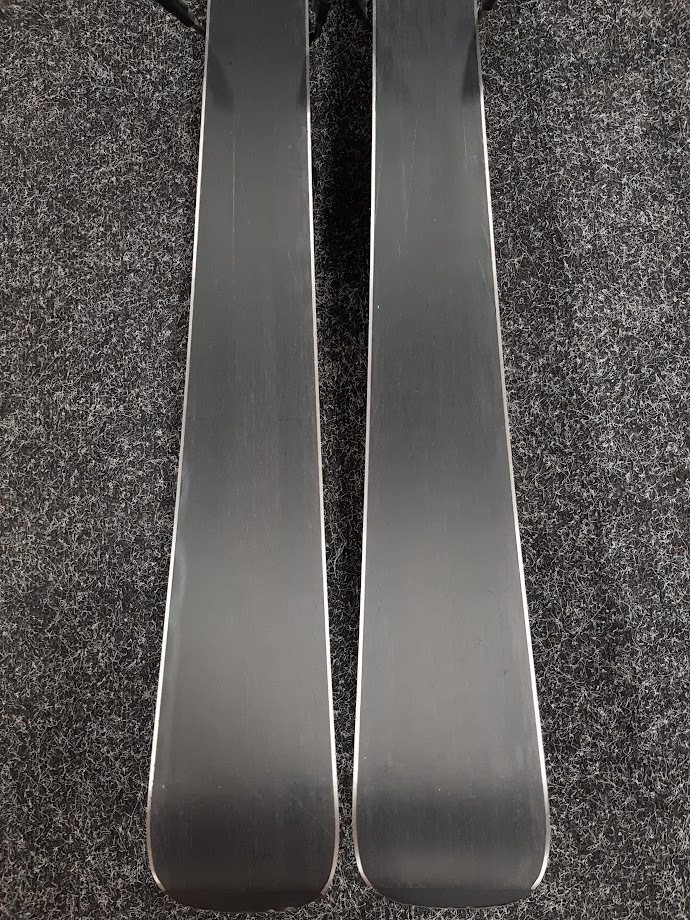 Bazaar-Ski Head Shape One