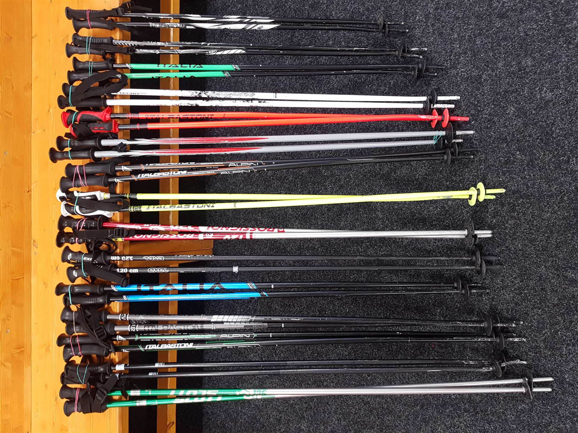 Použité hole MIX 15 ks