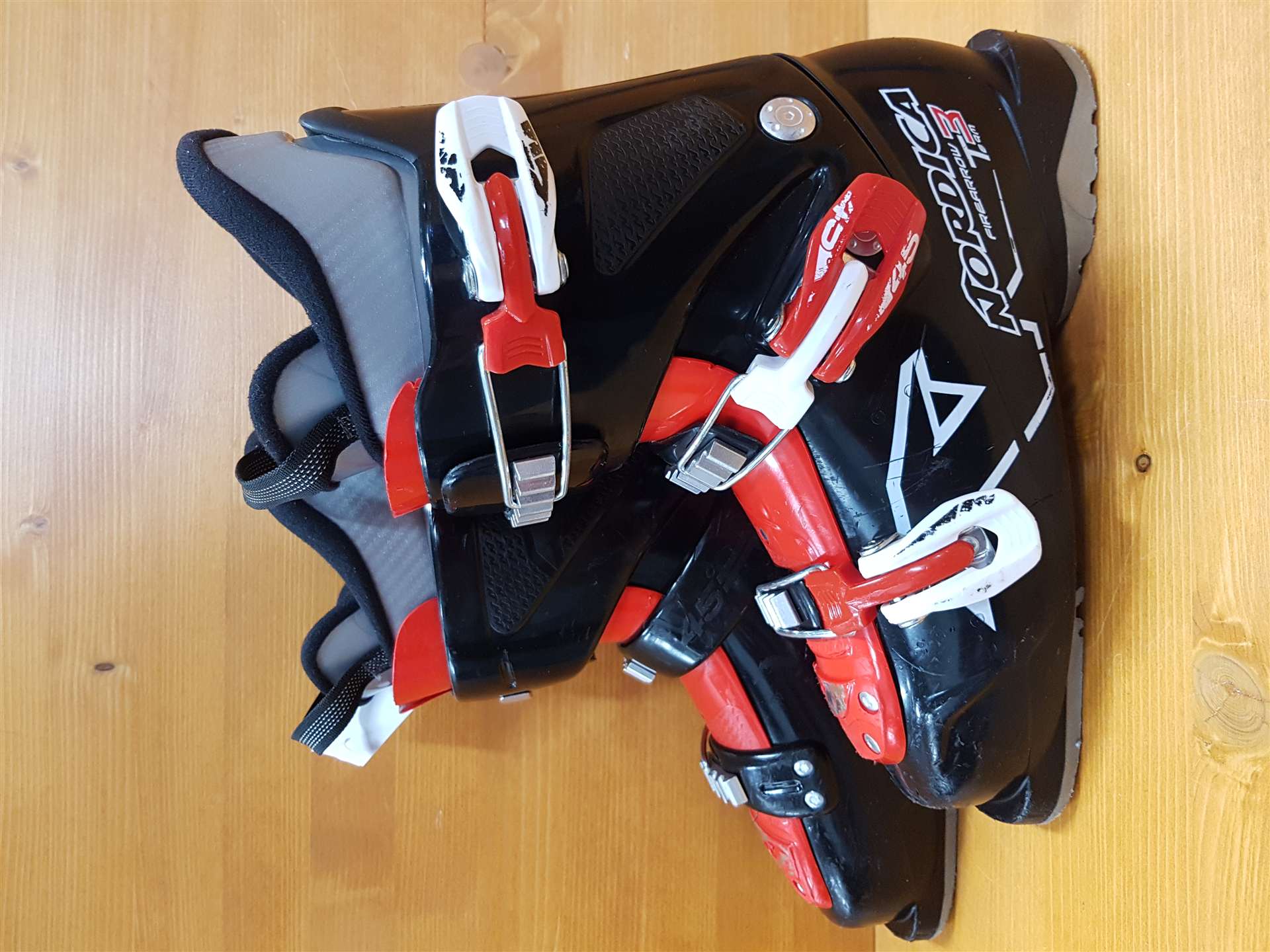 Gebrauchte Skischuhe NORDICA Firearrow Team 3