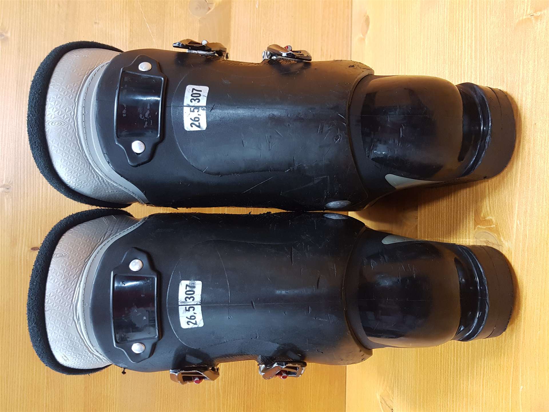 Clăpari de schi second-hand SALOMON Mission 550