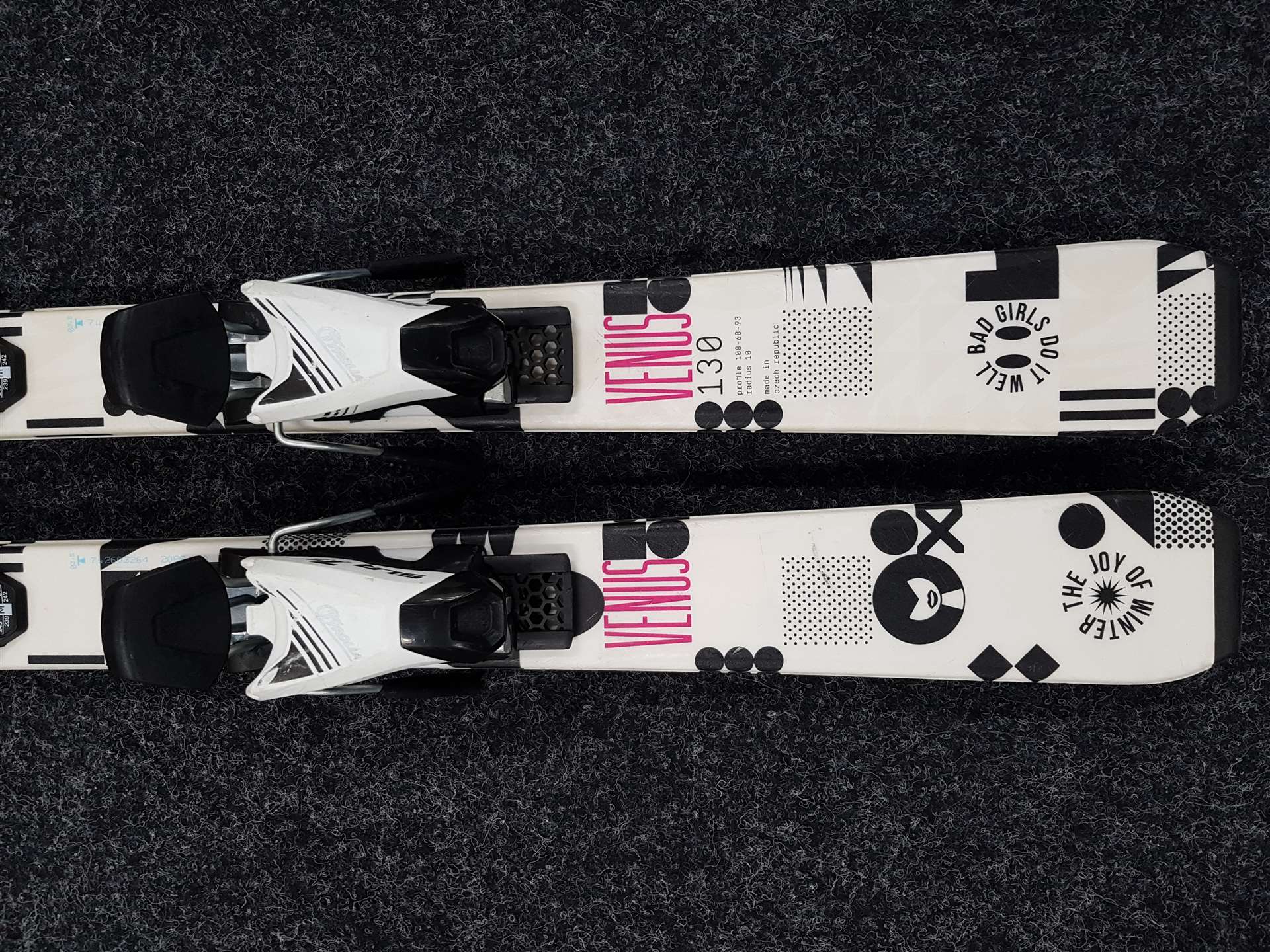 Použité dětské lyže SPORTEN Venus + vázání Tyrolia SLR 7.5