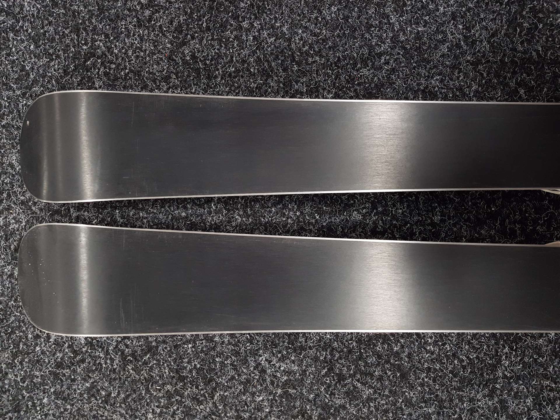 Skis Atomic Race d'occasion