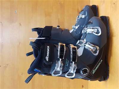 Botas de esquí usadas NORDICA Sport Machine W 75 R