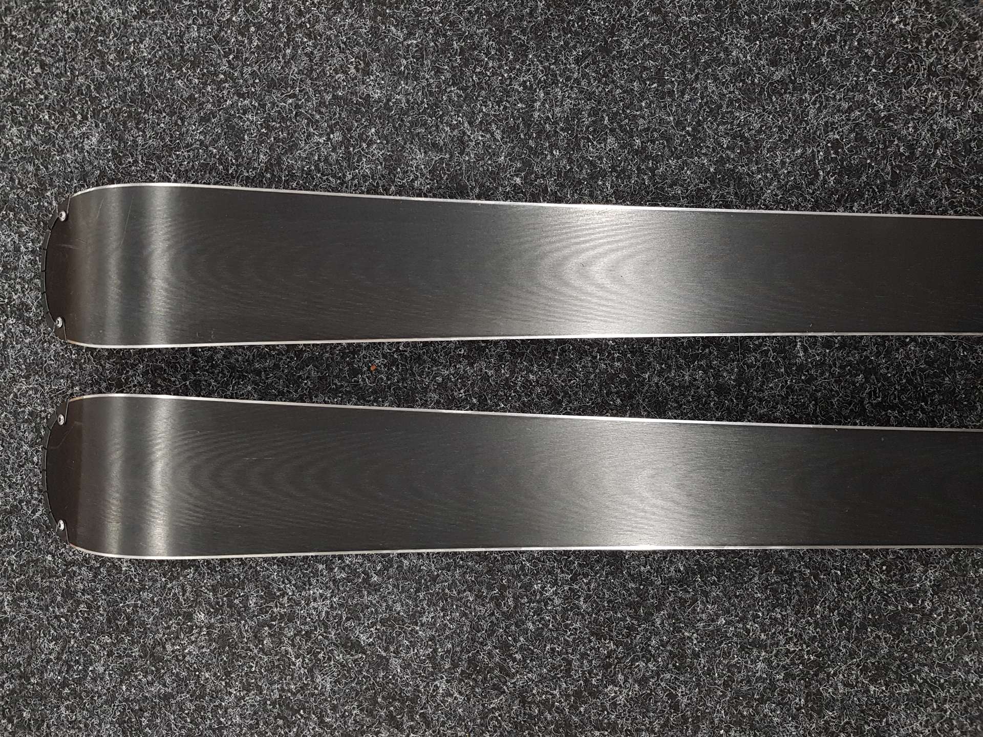 Gebruikte ATOMIC Redster SC ski's + Atomic 10 bindingen