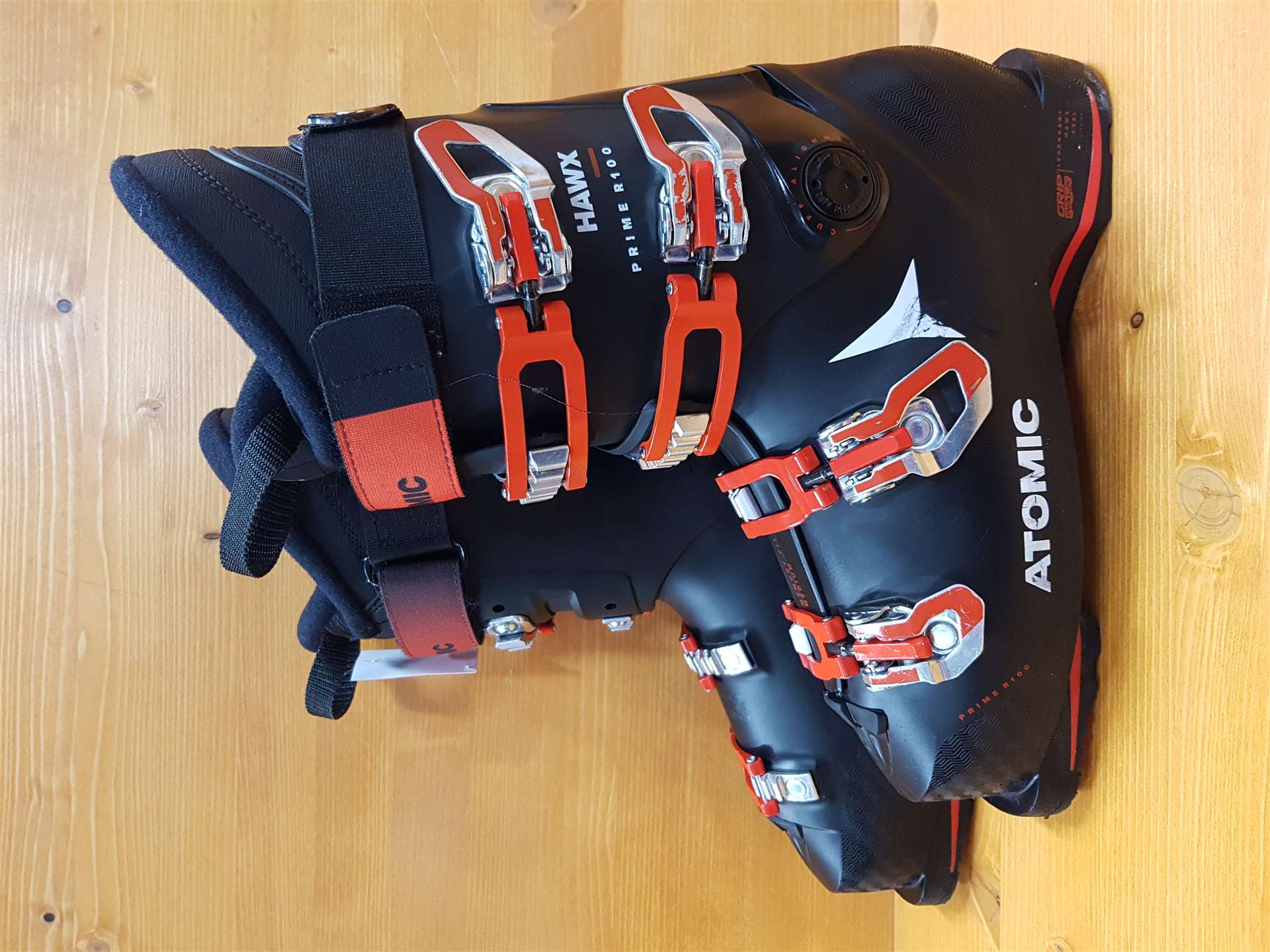 Scarponi da sci usati ATOMIC Hawx Prime R100