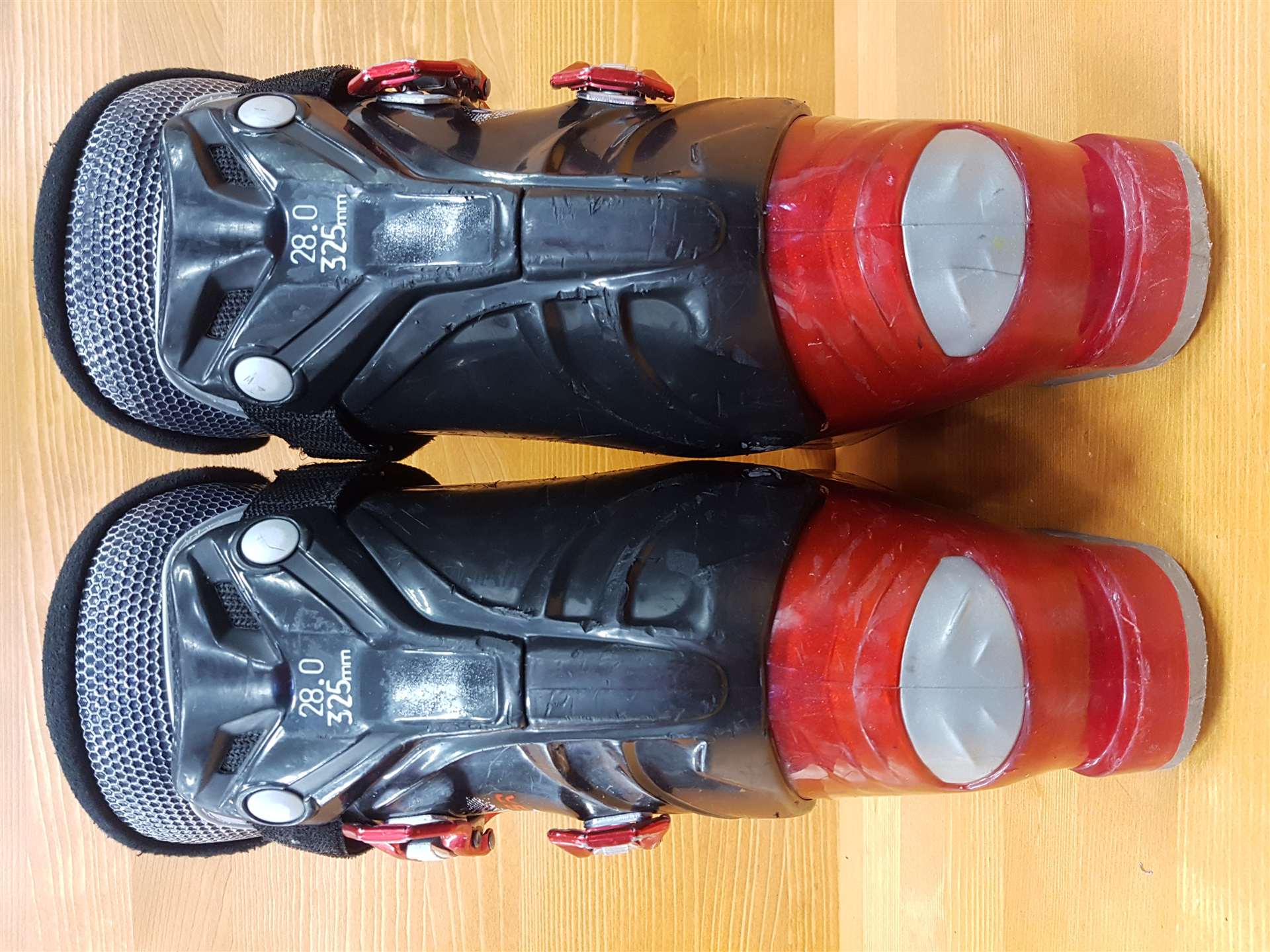 Použité lyžiarky TECNICA MEGA +SR