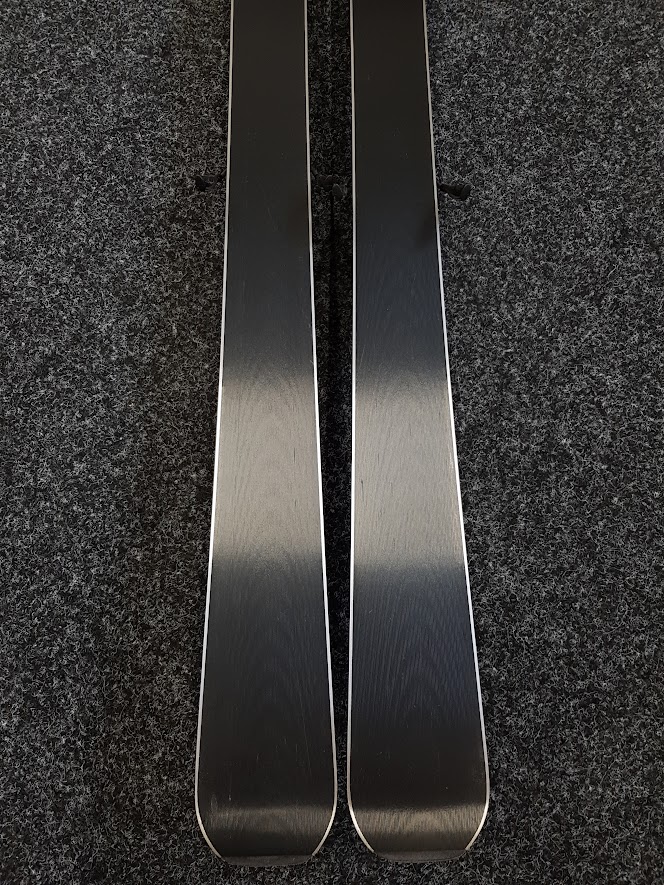 Gebrauchte BLIZZARD RC Race Ski + Blizzard IQ 7.0 Bindungen