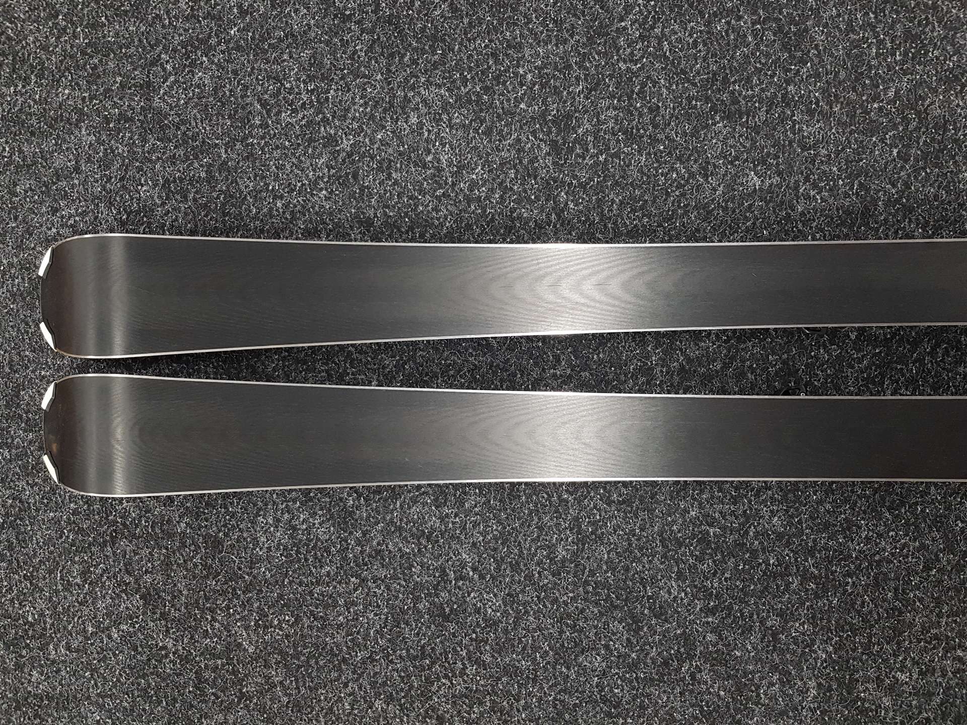 Skis HEAD New Joy d'occasion + fixations Head Joy 9