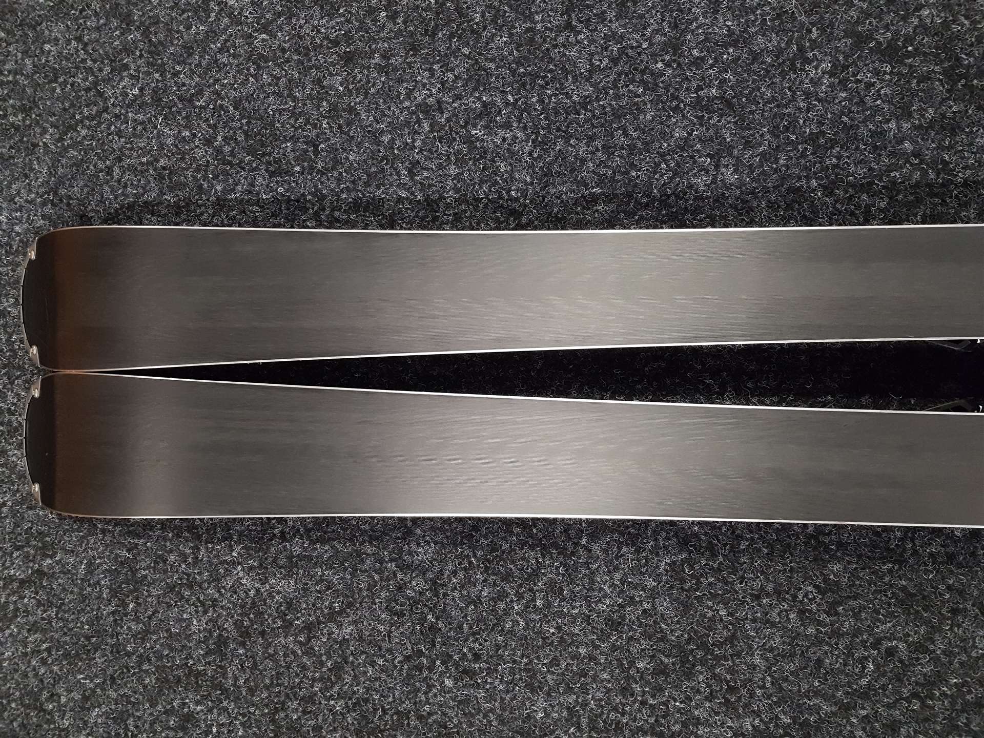 Sci ATOMIC Performer XT usati + attacchi Atomic 10.0