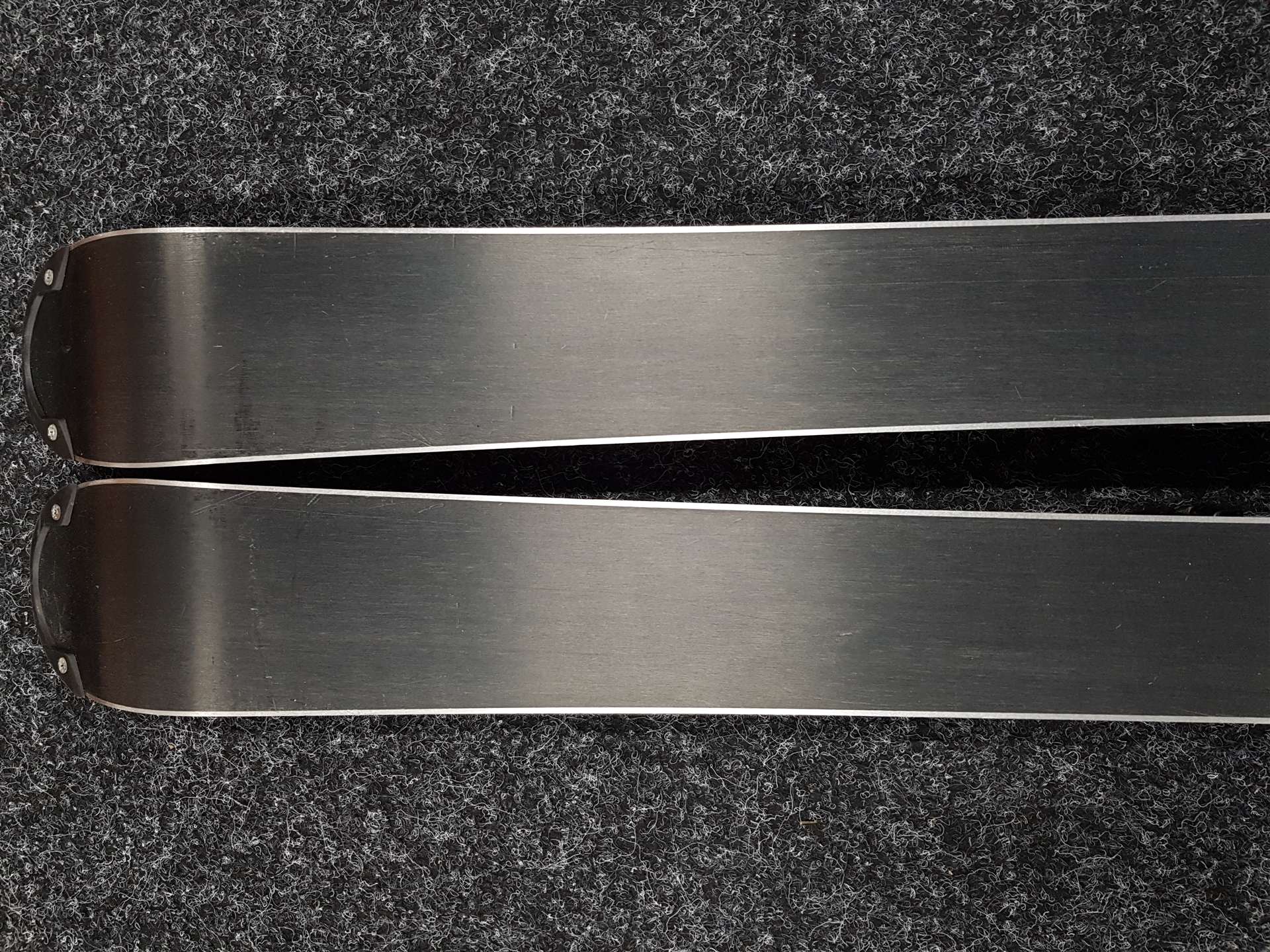 Skis enfant d'occasion VOLKL Racetiger + fixations Marker 4.5