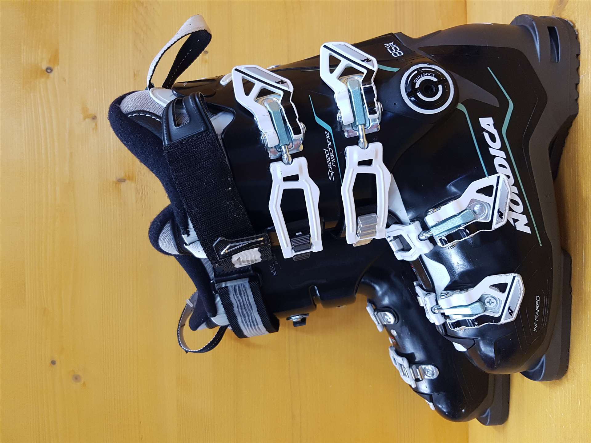 Použité lyžařky Nordica Speed Machine 85 WR