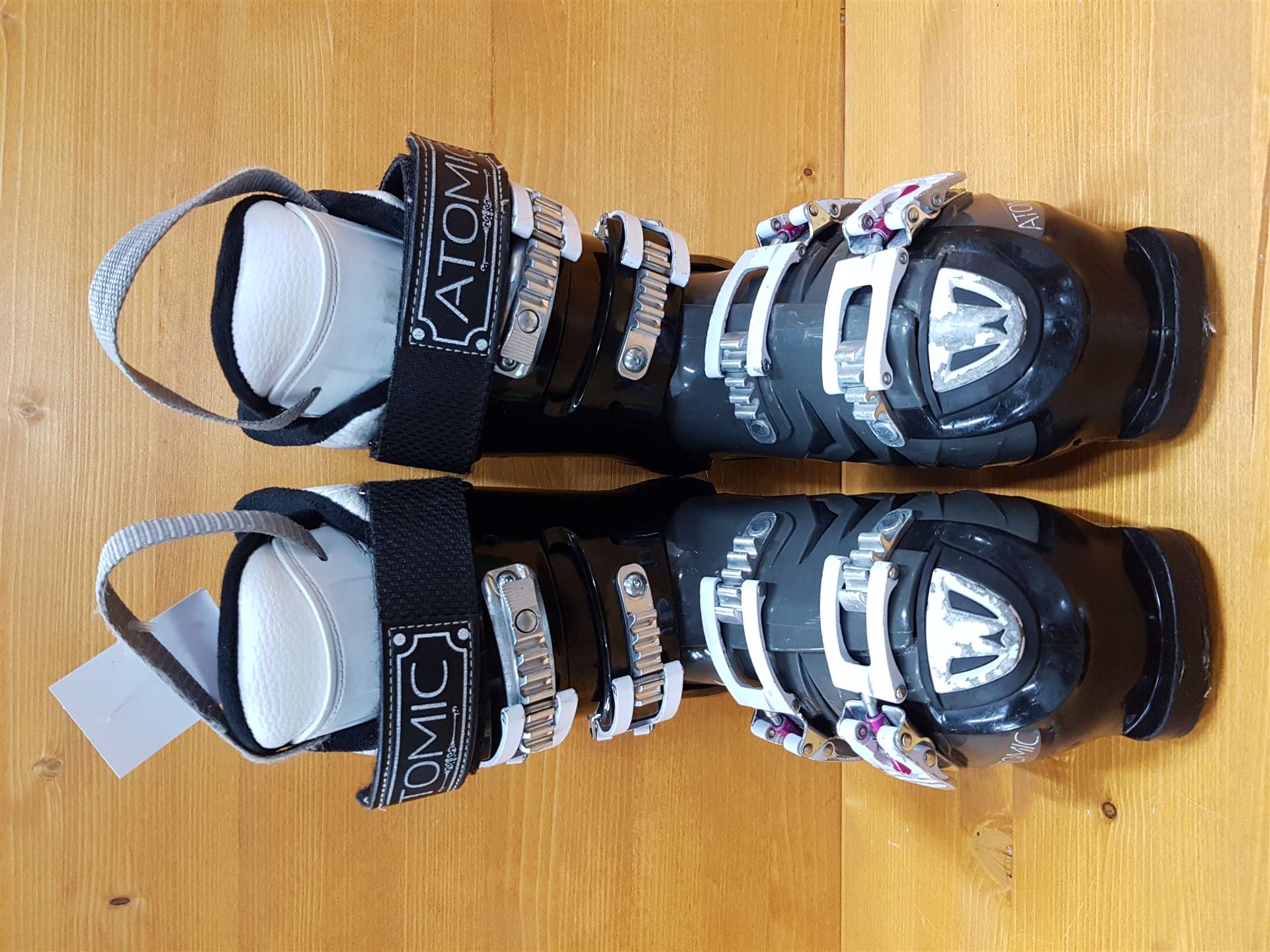 Używane buty narciarskie ATOMIC Hawx 90W