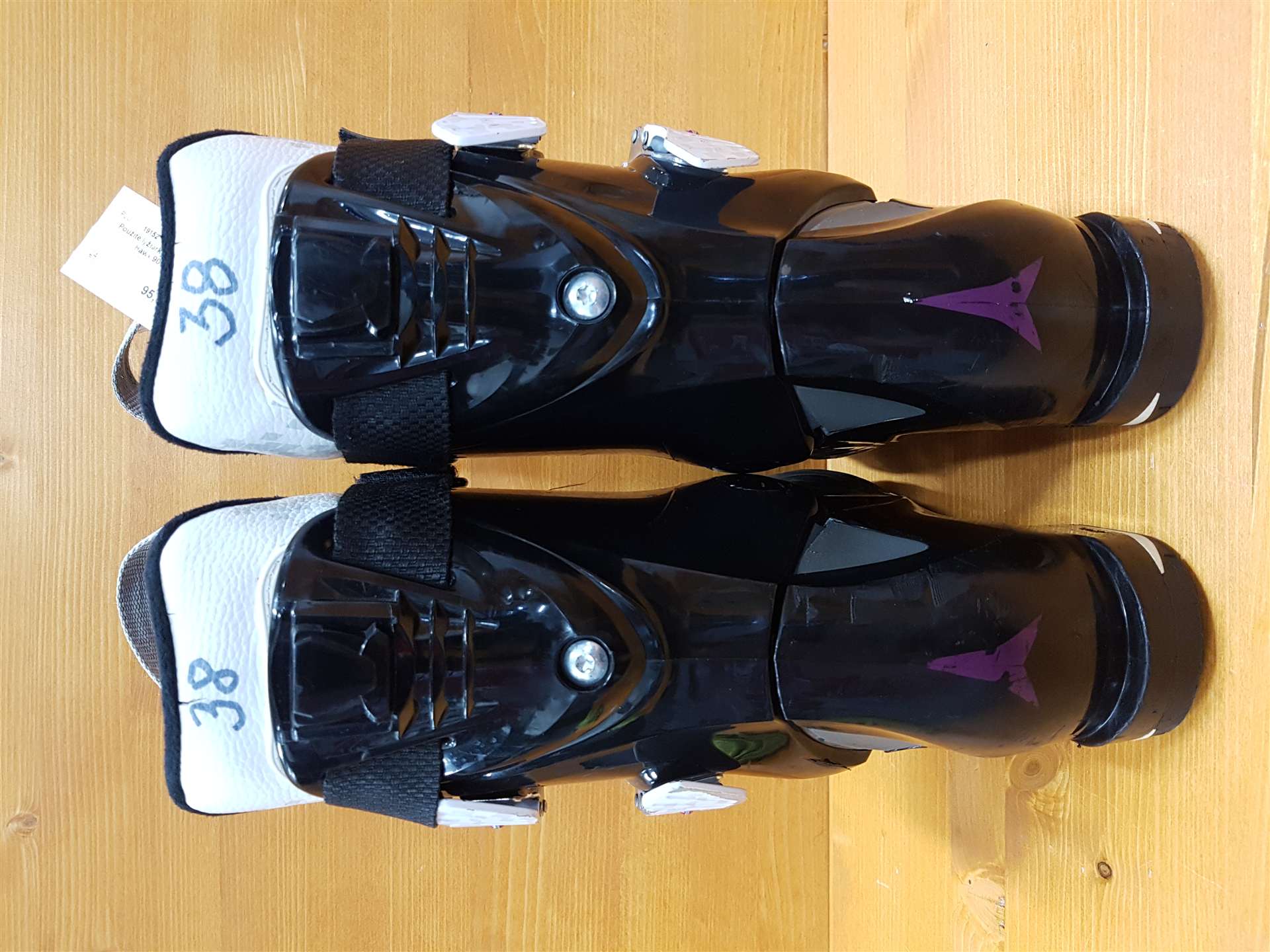 Używane buty narciarskie ATOMIC Hawx 90W