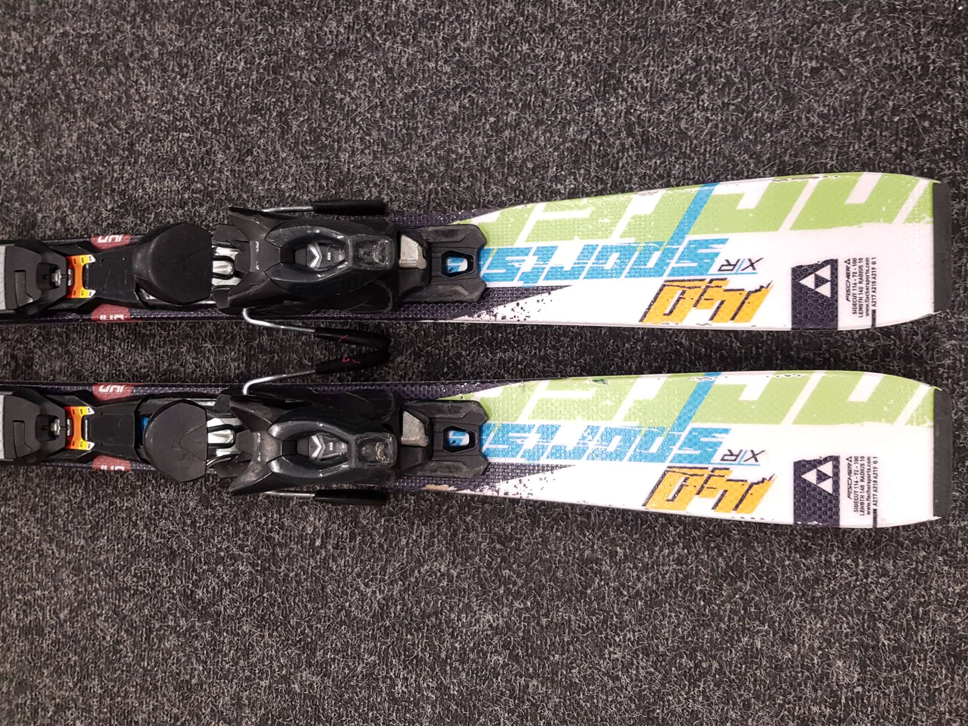 Použité lyže FISCHER SPORTSTER XR