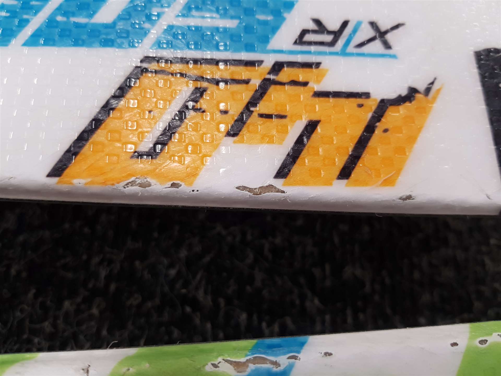 Použité lyže FISCHER SPORTSTER XR