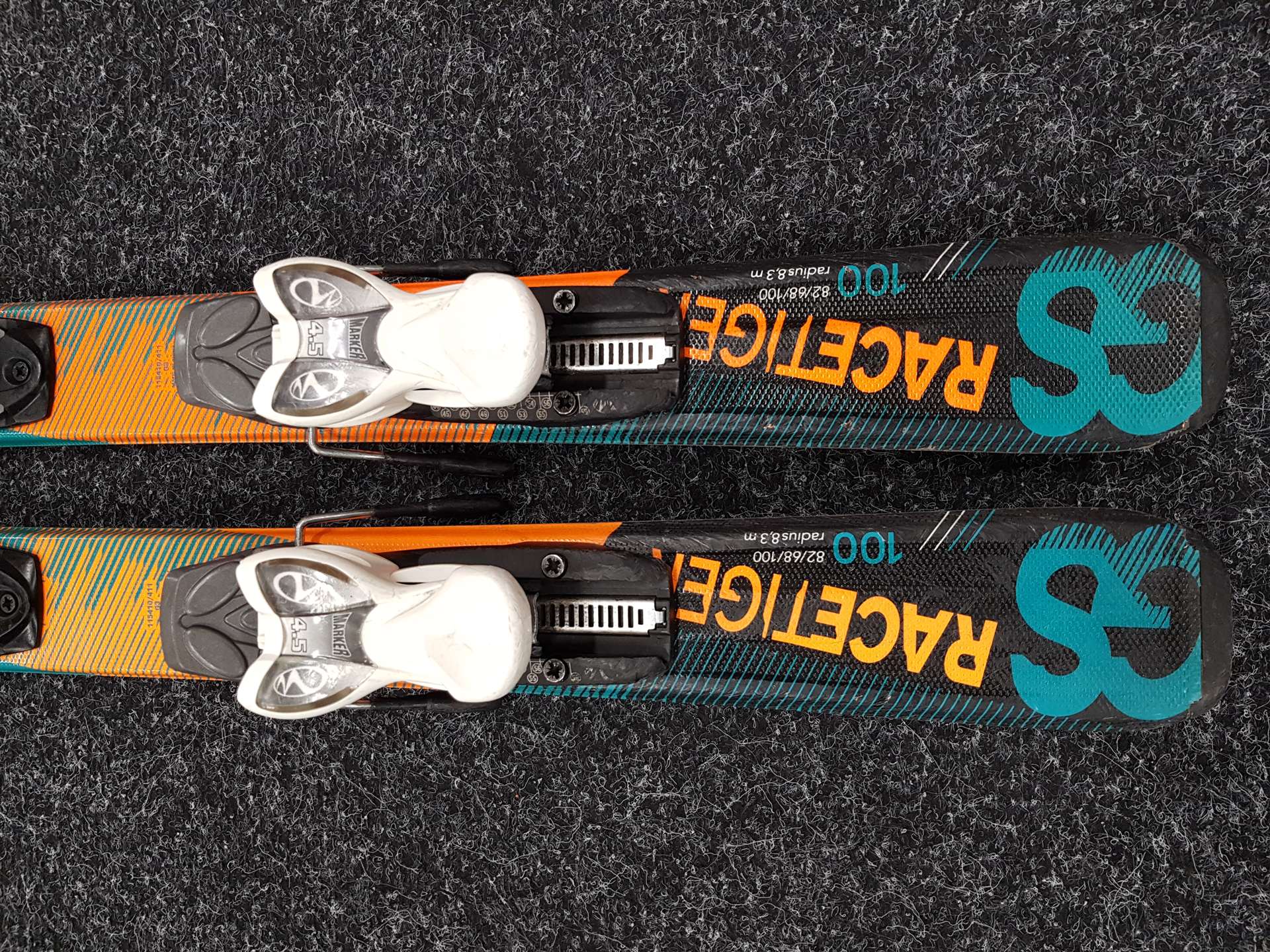 Gebrauchte Kinderski VÖLKL Racetiger GS + Bindungen Marker 4.5