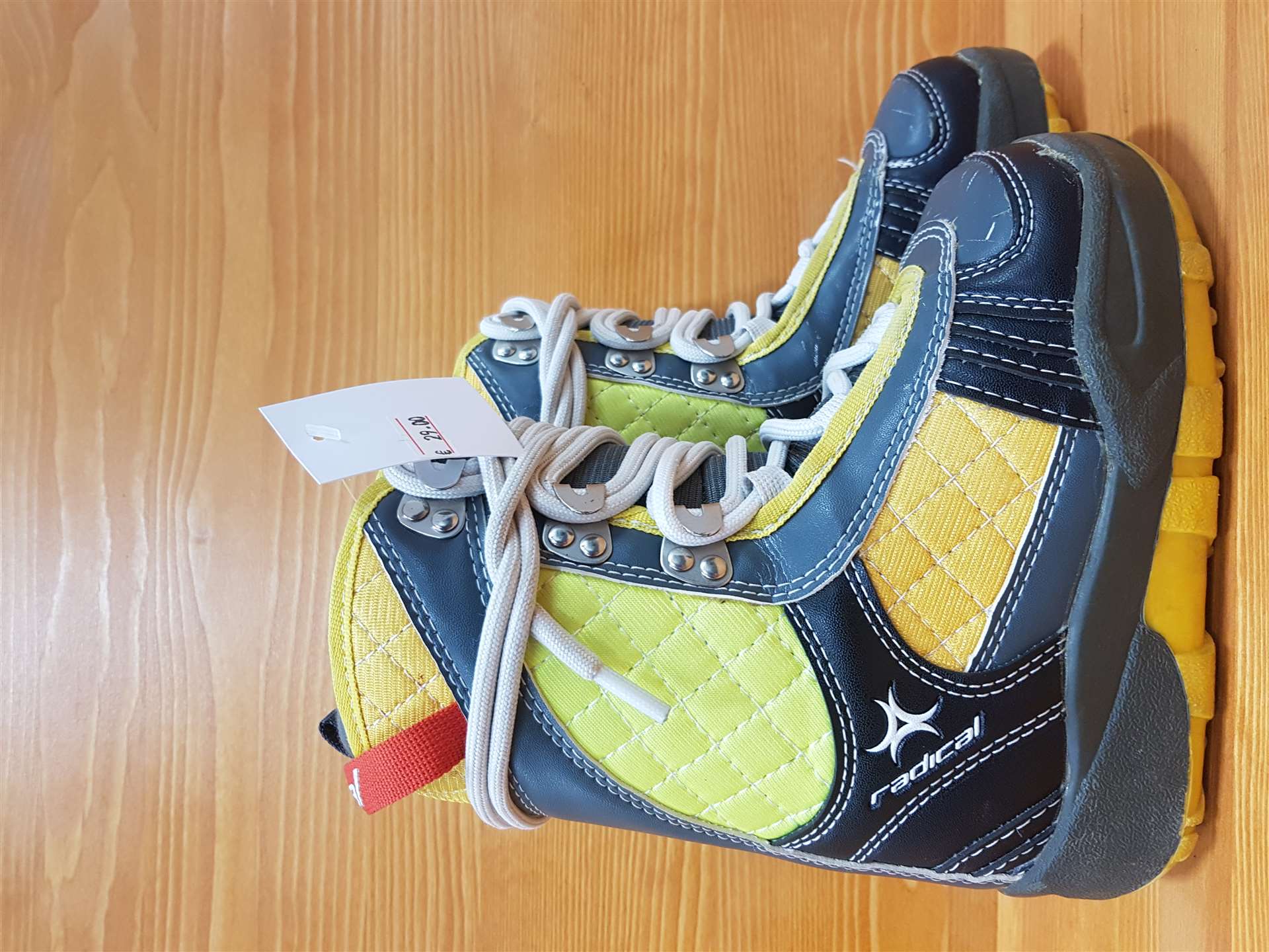 Použité snowboardové boty RADICAL
