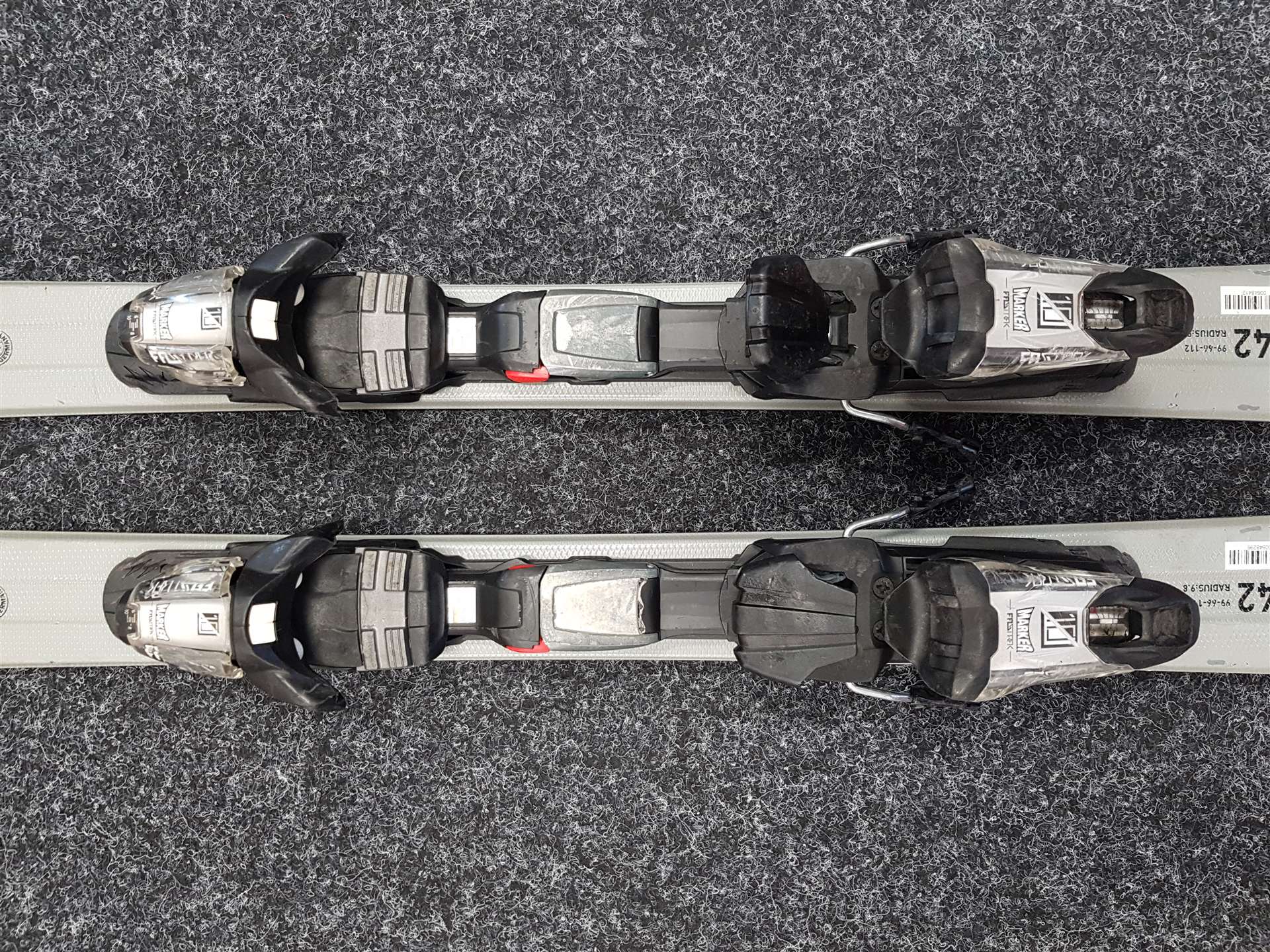 Rabljene smuči VOLKL Sensor 7.0 + vezi Marker Fastrek 10