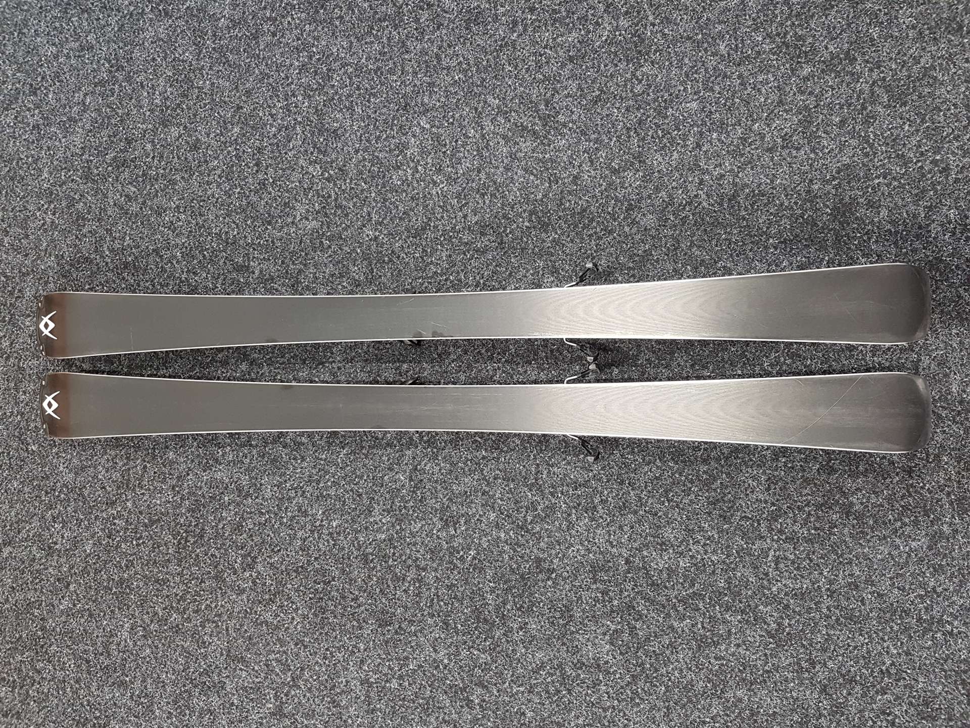 Rabljene smuči VOLKL Sensor 7.0 + vezi Marker Fastrek 10