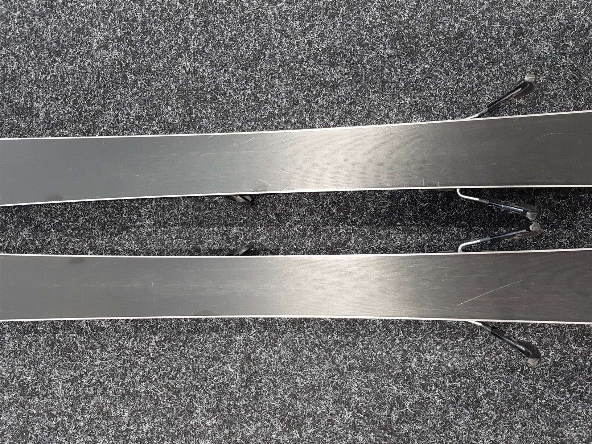 Rabljene smuči VOLKL Sensor 7.0 + vezi Marker Fastrek 10