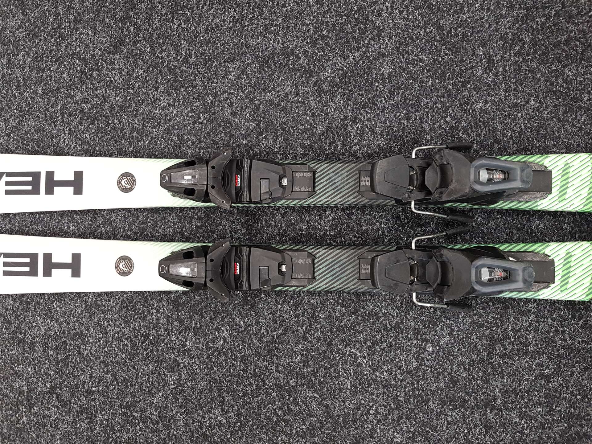 Gebrauchte Ski HEAD Shape 3.0 + Tyrolia PR 10 Bindungen