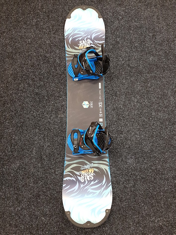 Snowboard SALOMON Liberty d'occasion + fixations Burton taille S