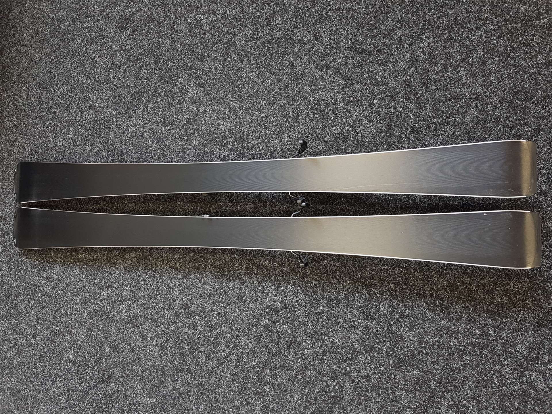 Použité lyže VOLKL Deacon prime LTD + viazanie Marker FDT 10