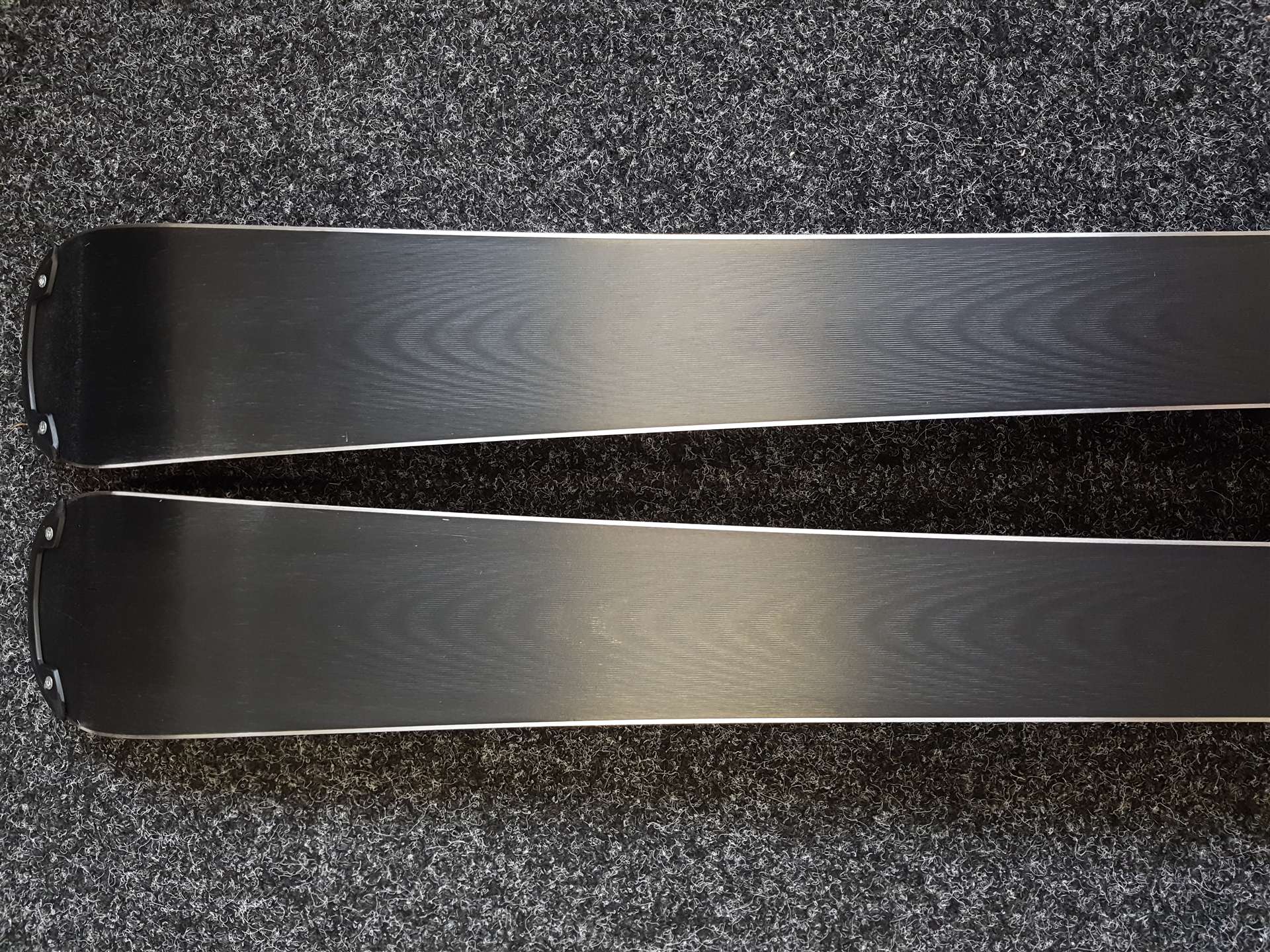 Použité lyže VOLKL Deacon prime LTD + viazanie Marker FDT 10