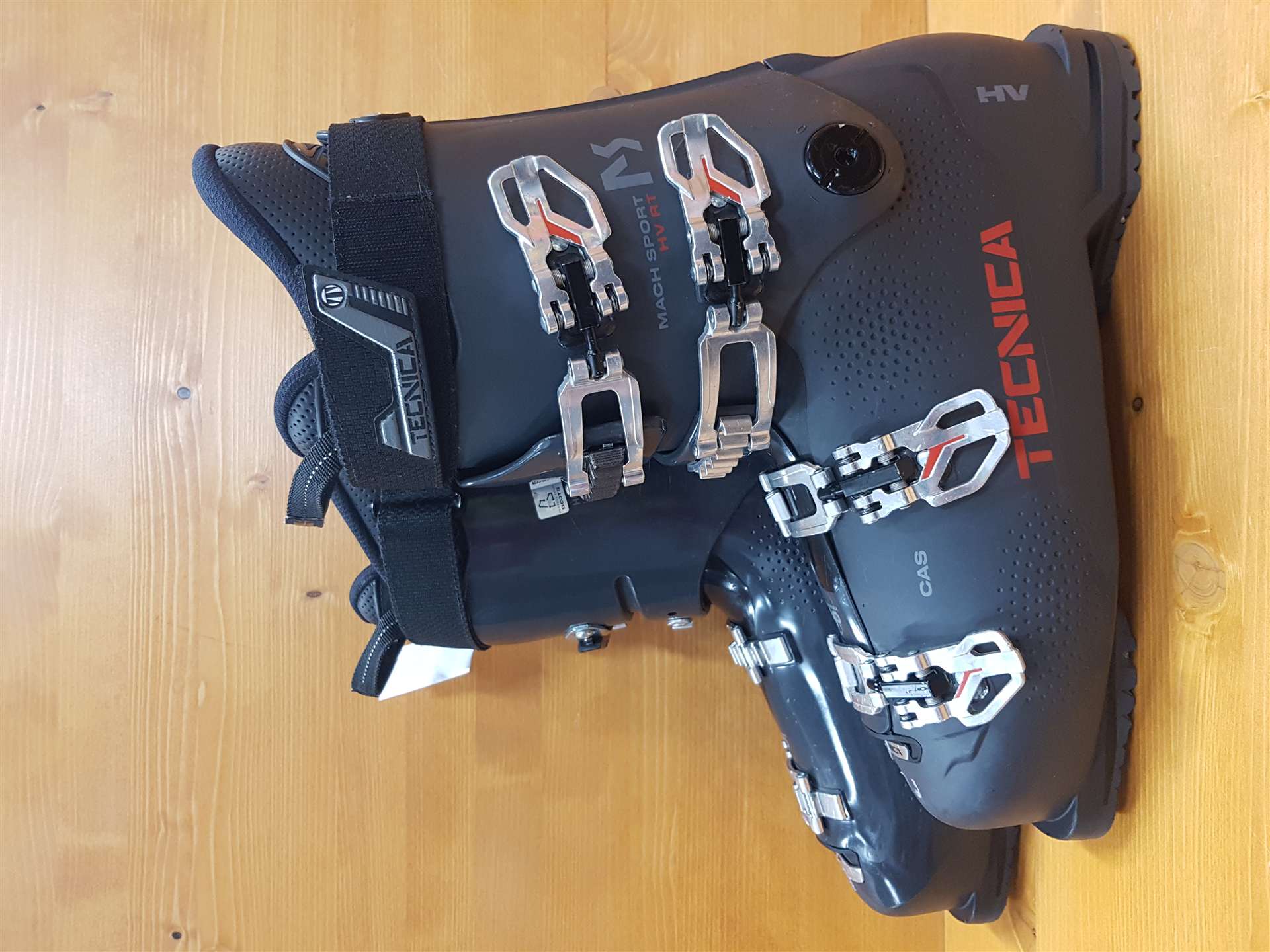 Použité lyžiarky TECNICA Mach Sport HV RT 80