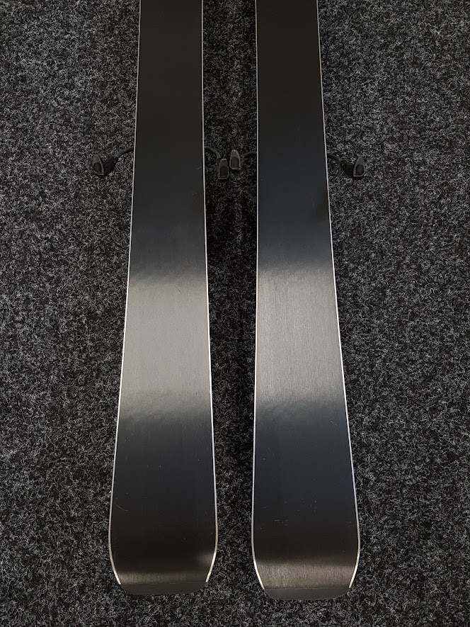 Sci ATOMIC Redster J2 usati + attacchi Atomic 6