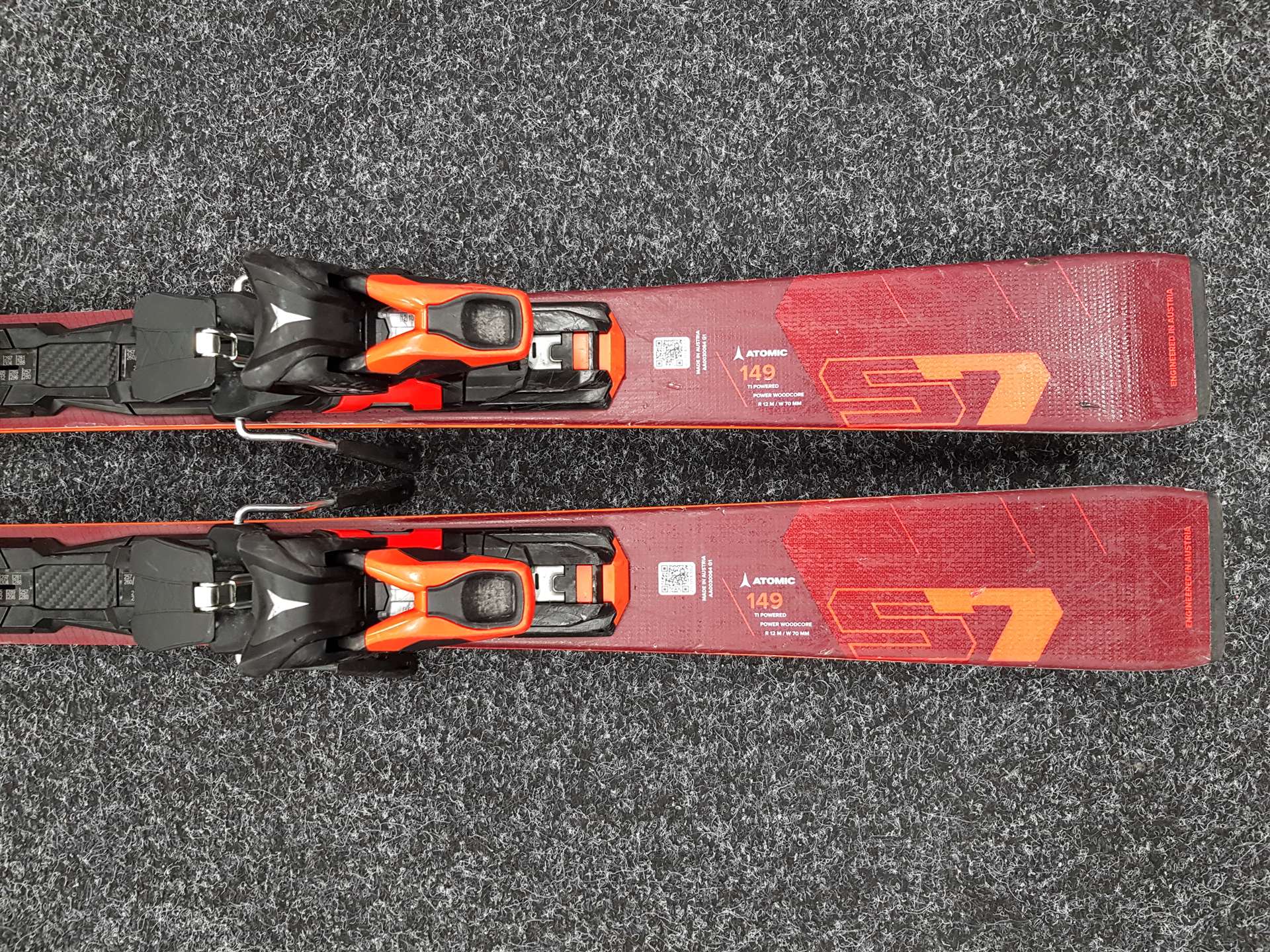 Gebrauchte ATOMIC Redster S7 Ski + Atomic M 12 Bindungen