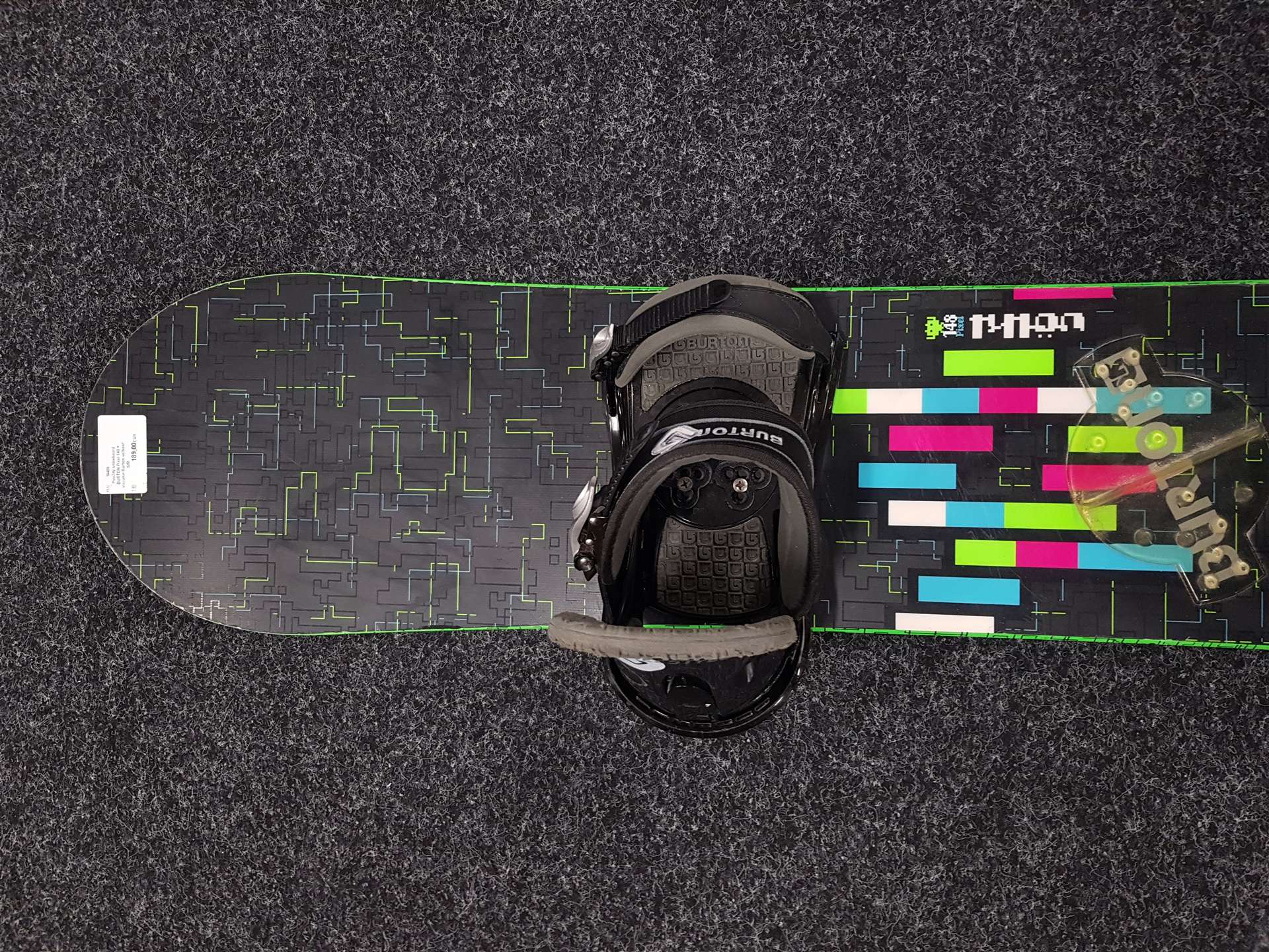 Použitý snowboard BURTON Pixel 148 + vázání Burton velikost S/M