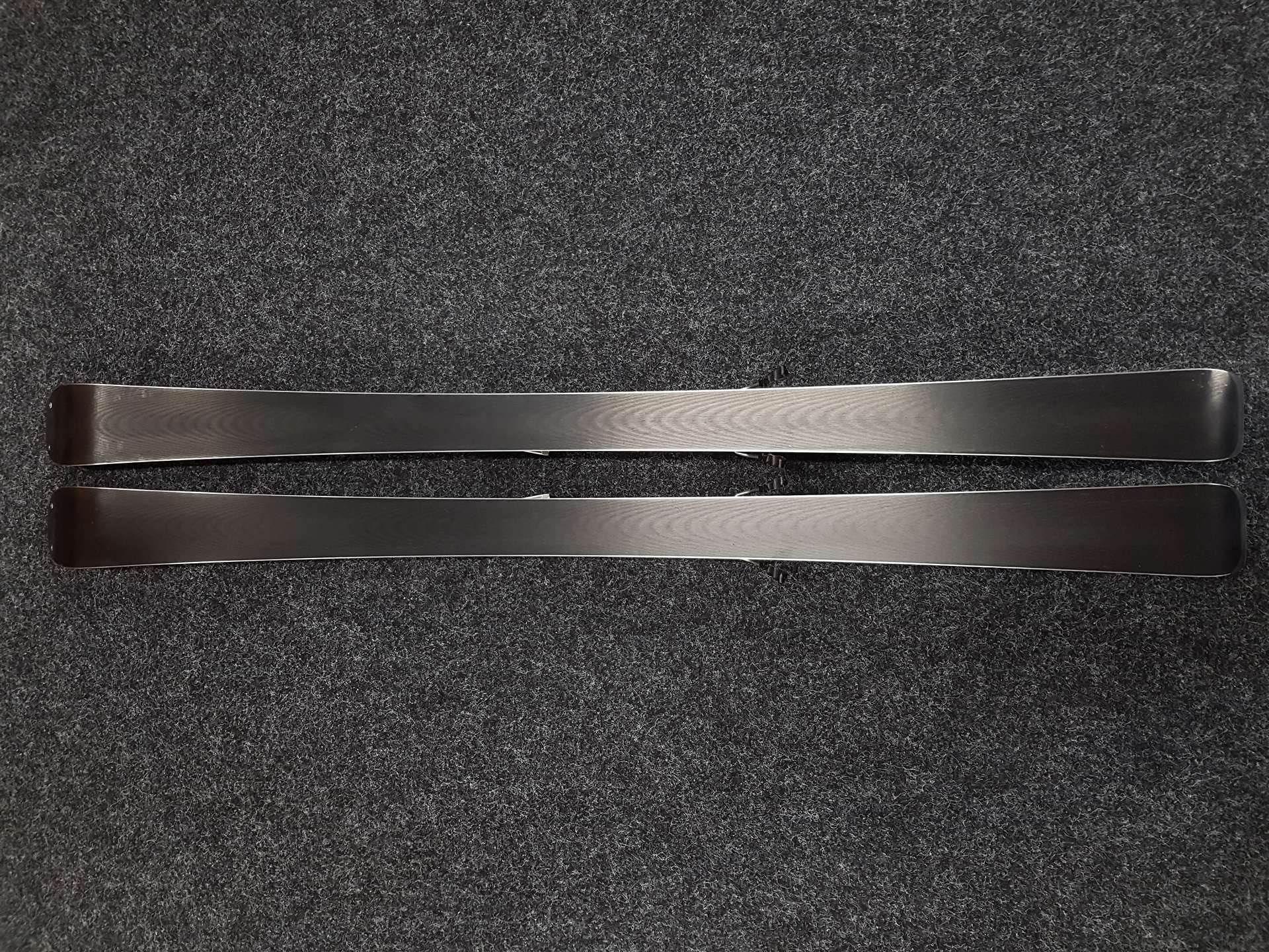 Sci usati BLIZZARD IQ CRS 7.2 + attacchi Marker LT 10