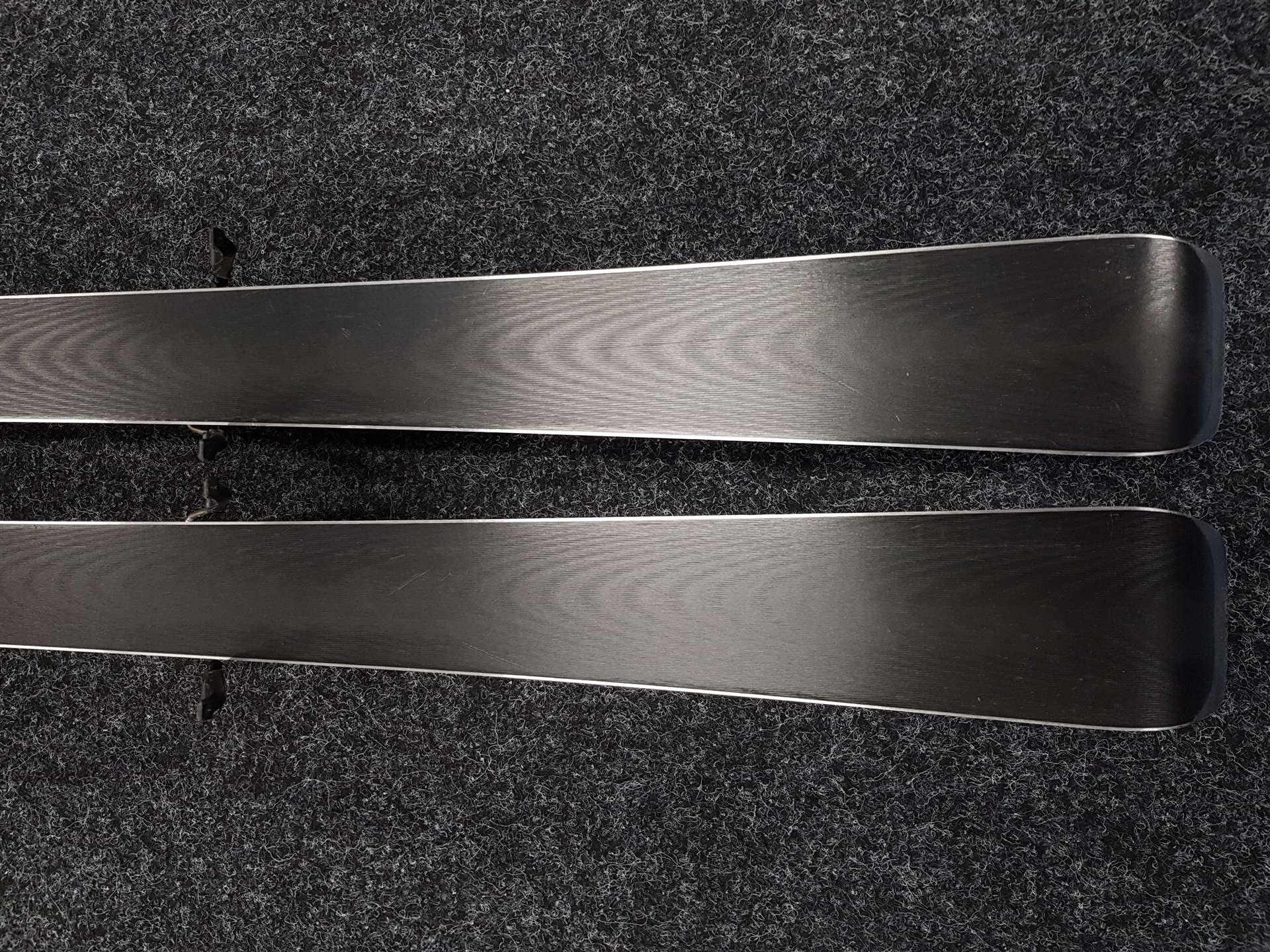 Sci usati BLIZZARD IQ CRS 7.2 + attacchi Marker LT 10