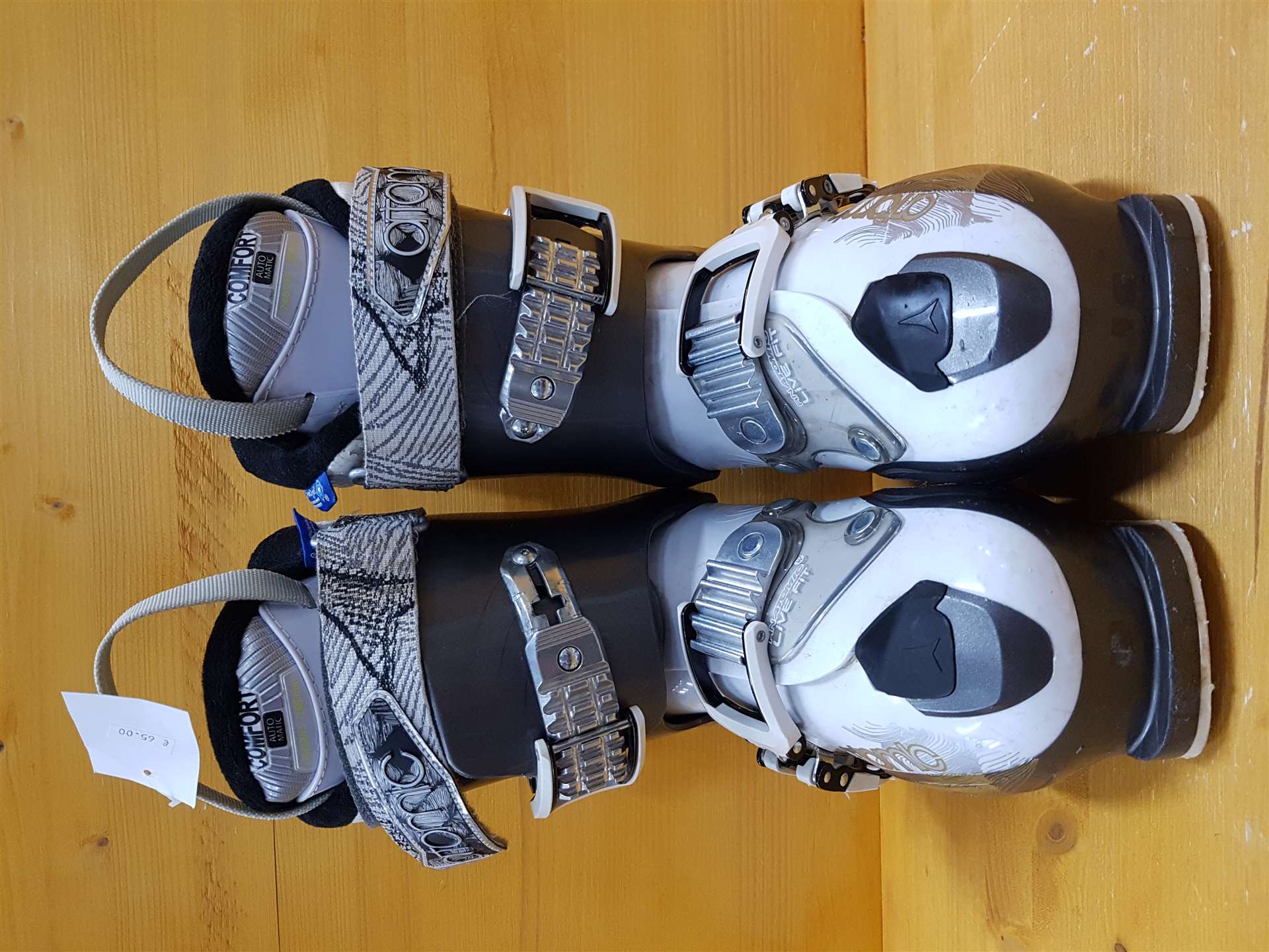 Używane buty narciarskie Atomic Livefit 60