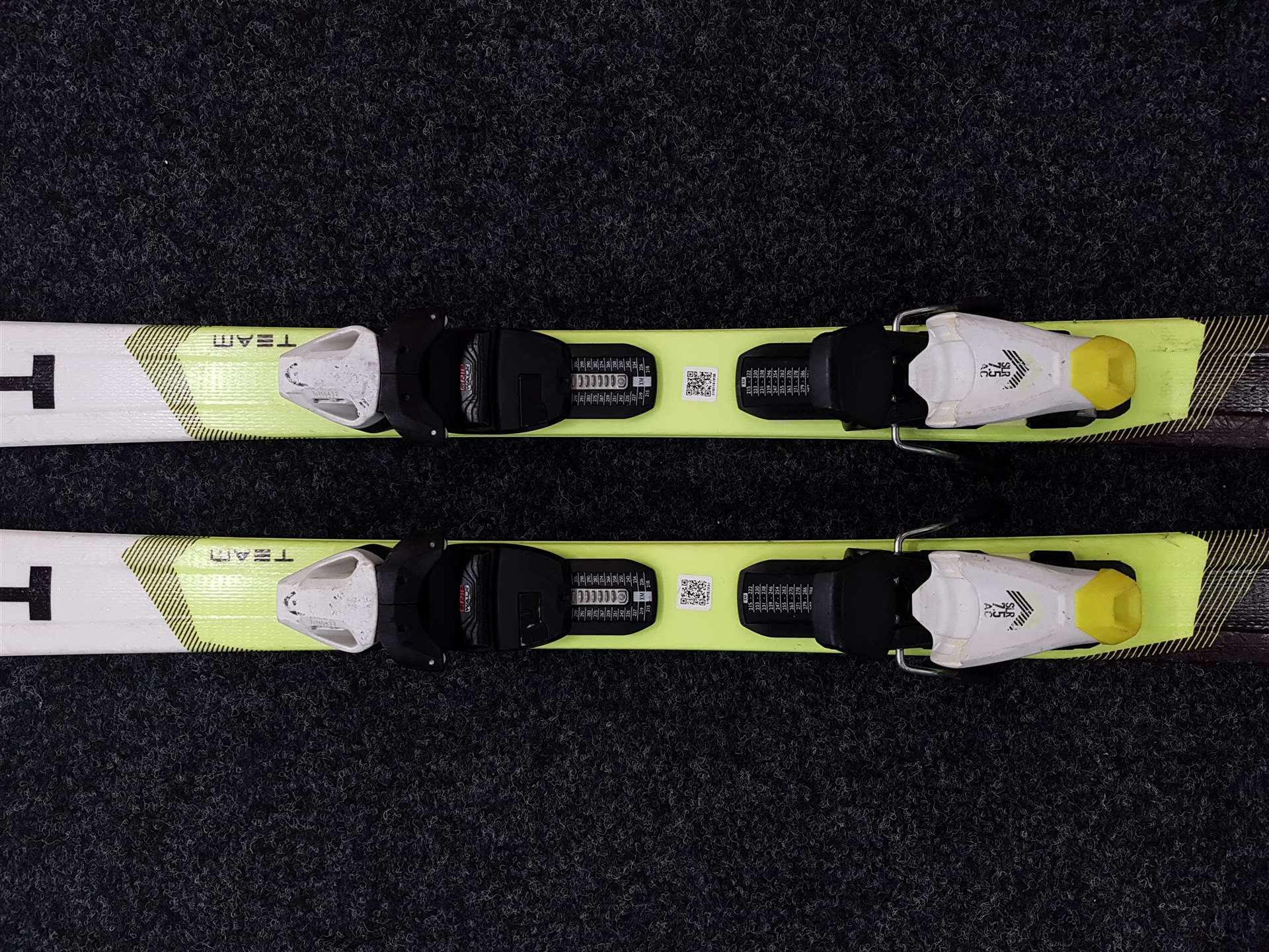 Używane narty HEAD Super Shape + wiązania Head SLR 7.5