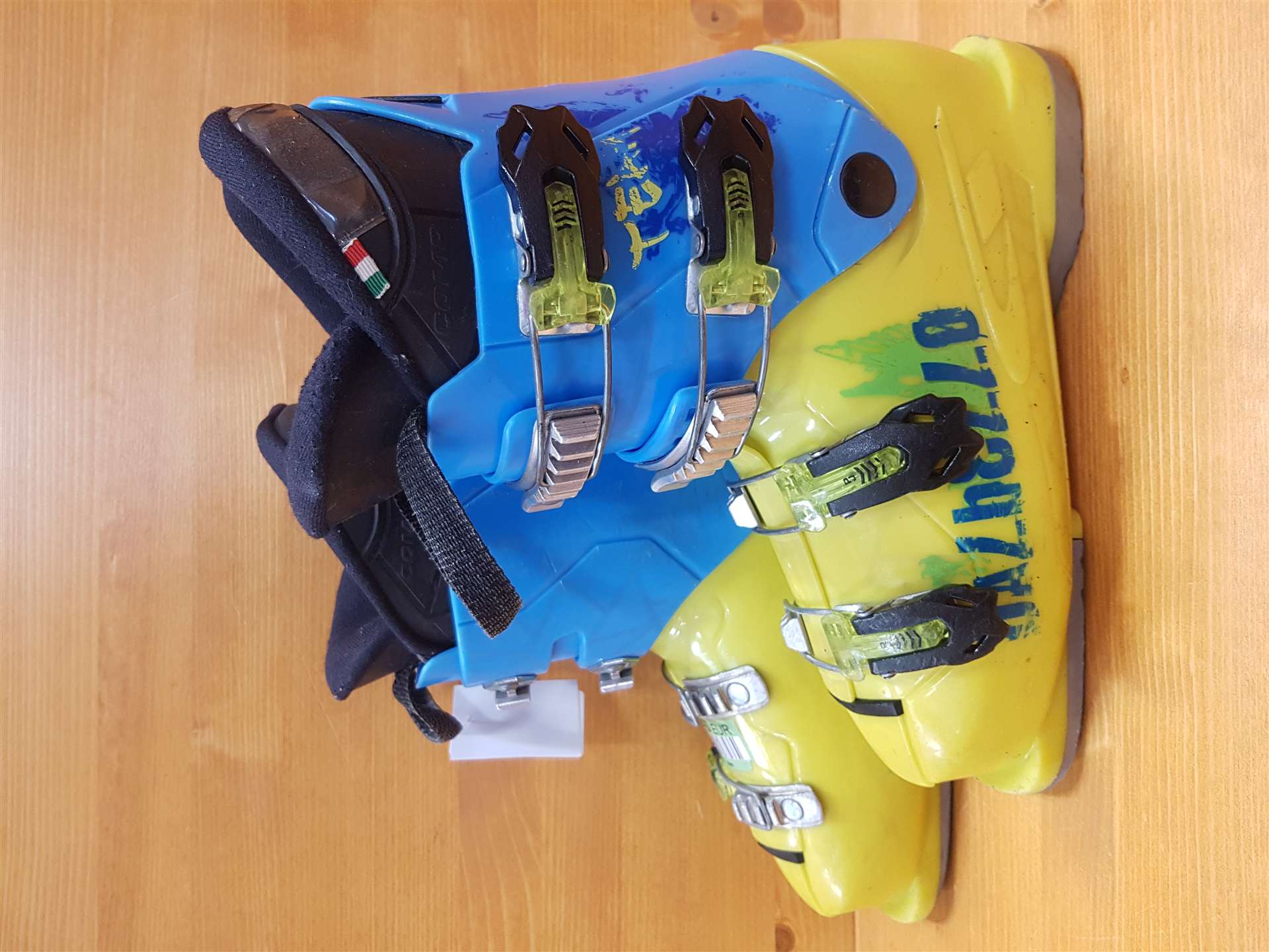 Použité lyžiarky DALBELLO Team