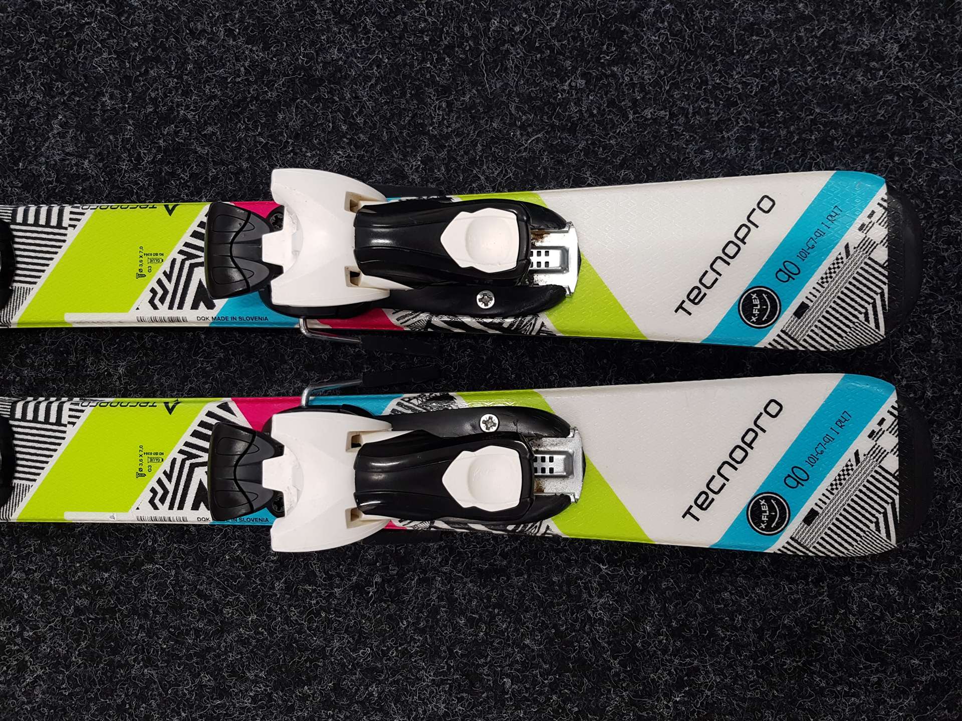 Gebrauchte Kinderski TECNOPRO Sweety + Bindungen Tecnopro TC45