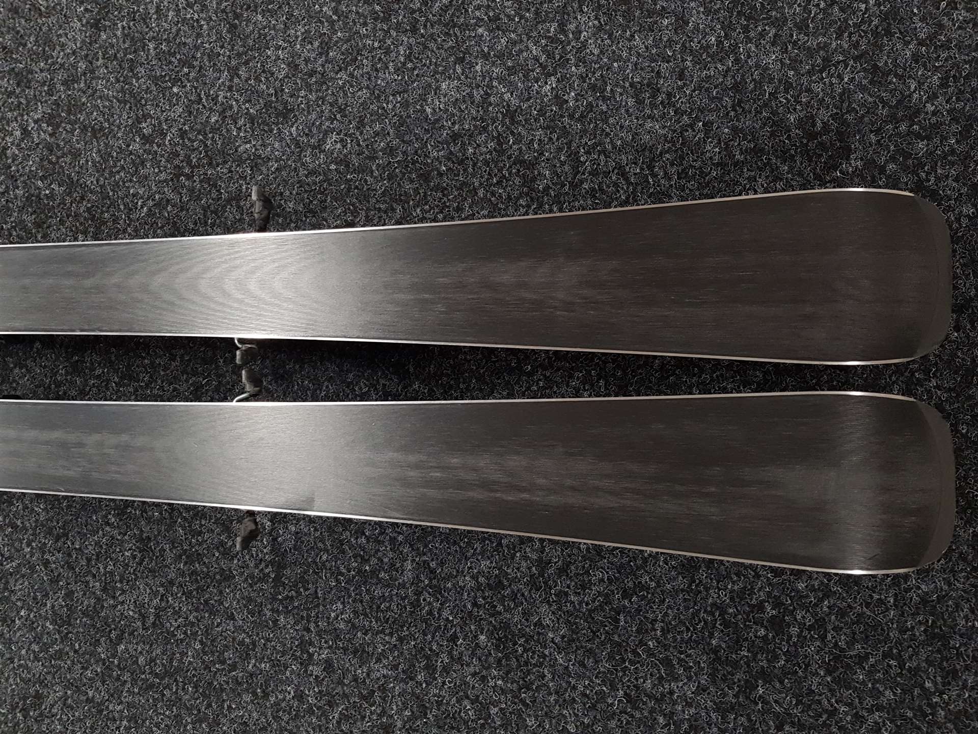 Schiuri VOLKL RTM 7.4 folosite + legături Marker Fastrak 10