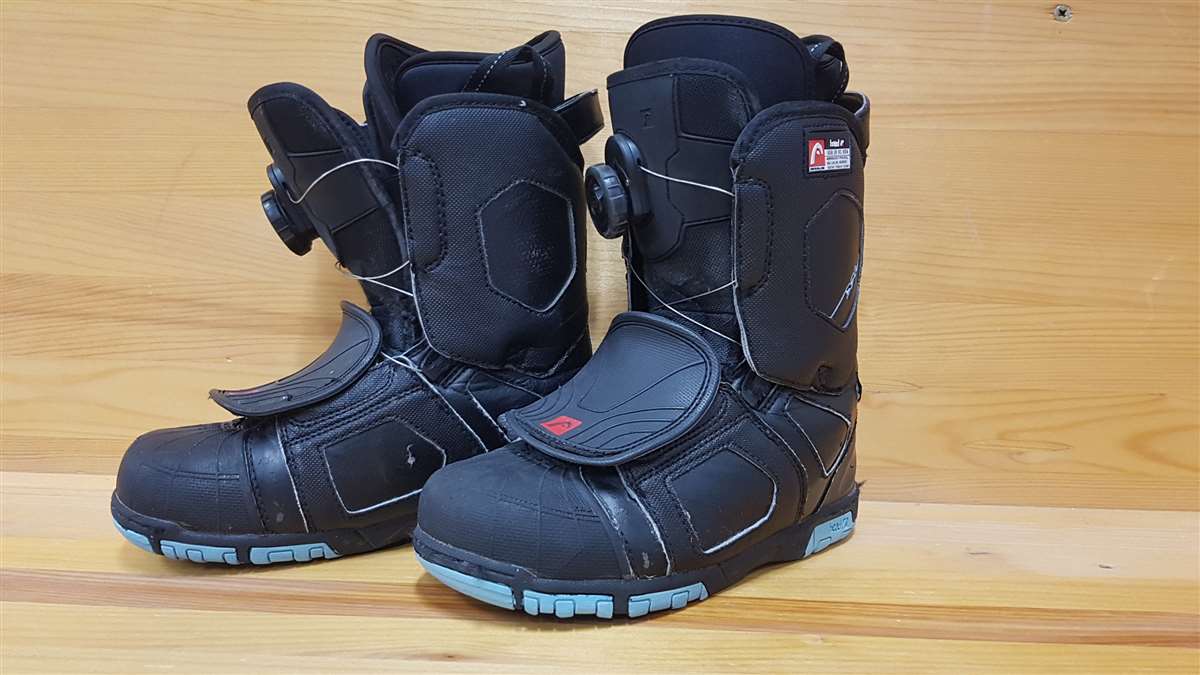 Bazárové snowboardové boty HEAD černé