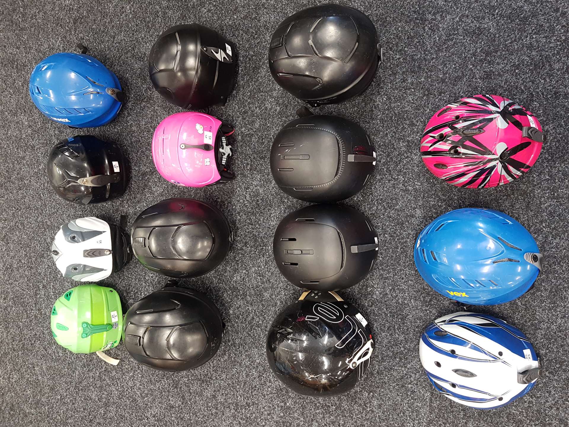 Gebrauchte Helme, gemischt, 15 Stück (XS-XL)
