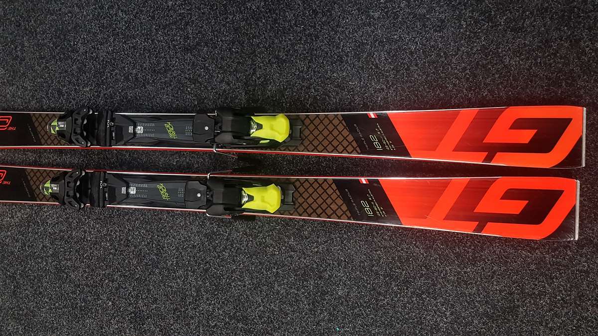 Narty bazarowe FISCHER RC4 CURV GT