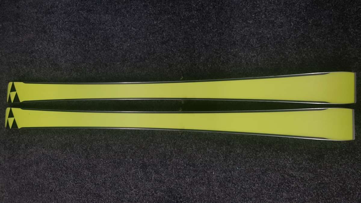Narty bazarowe FISCHER RC4 CURV GT