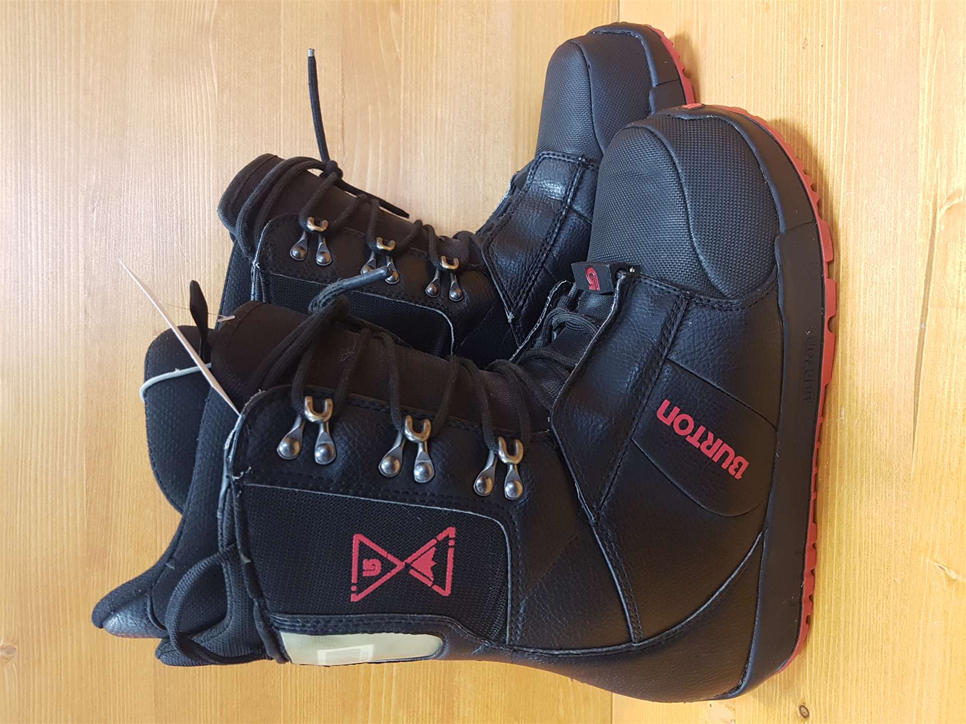 Ghete de snowboard BURTON Progression folosite